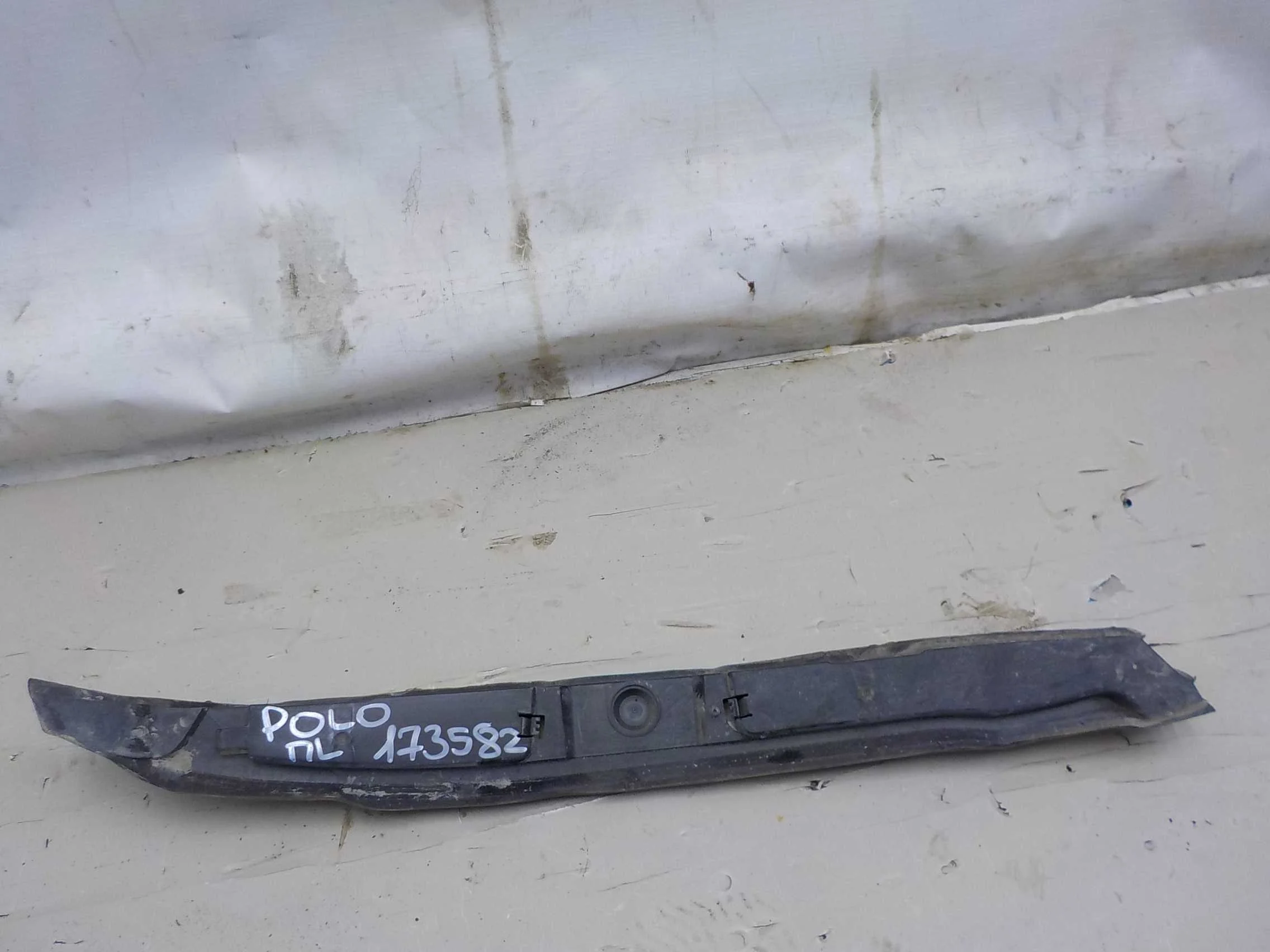 Пыльник крыла Volkswagen Polo V рестайлинг (2015—2020) Перед Лево