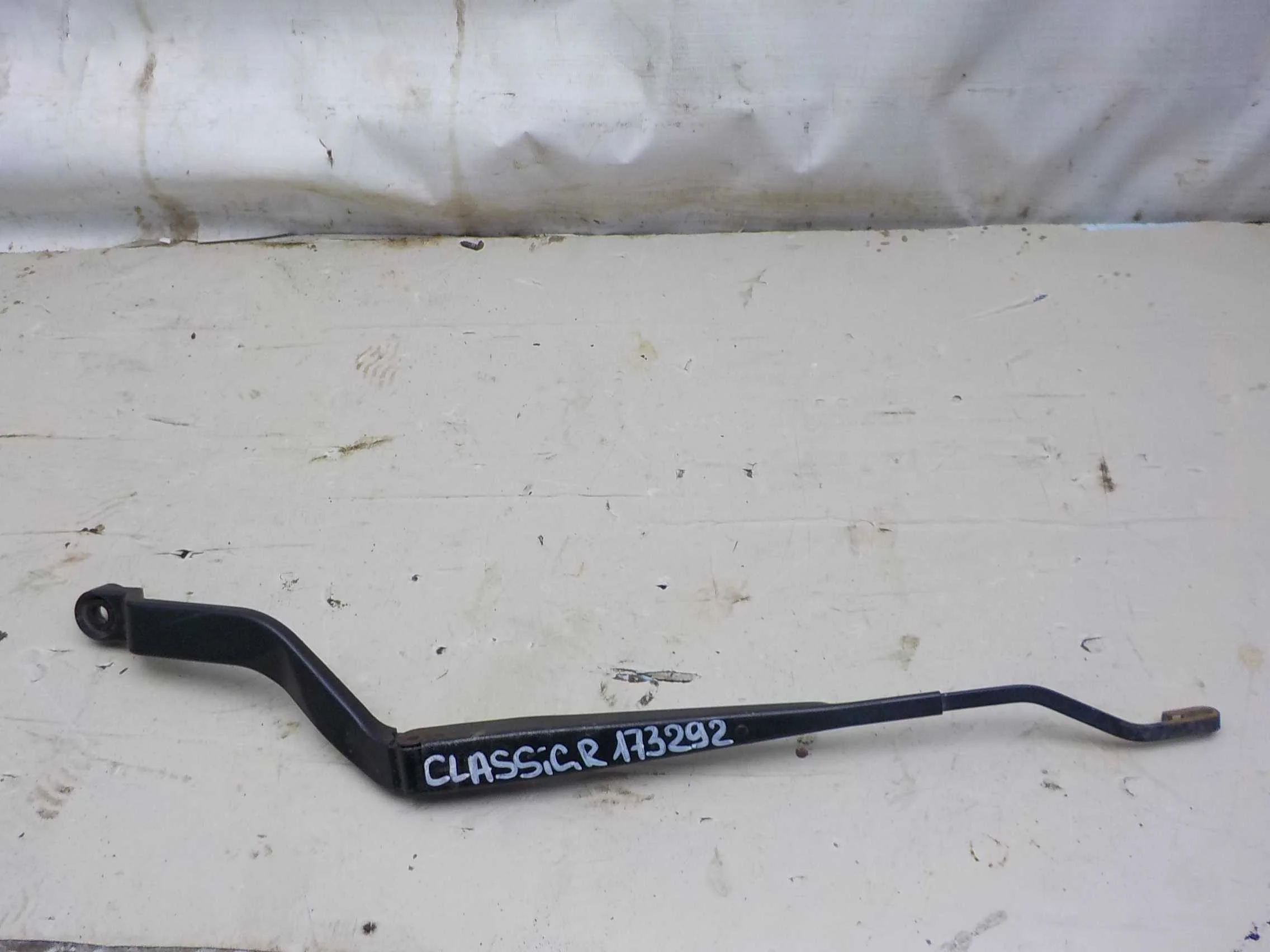 Поводок стеклоочистителя Nissan Almera Classic I (2006—2013)  Право