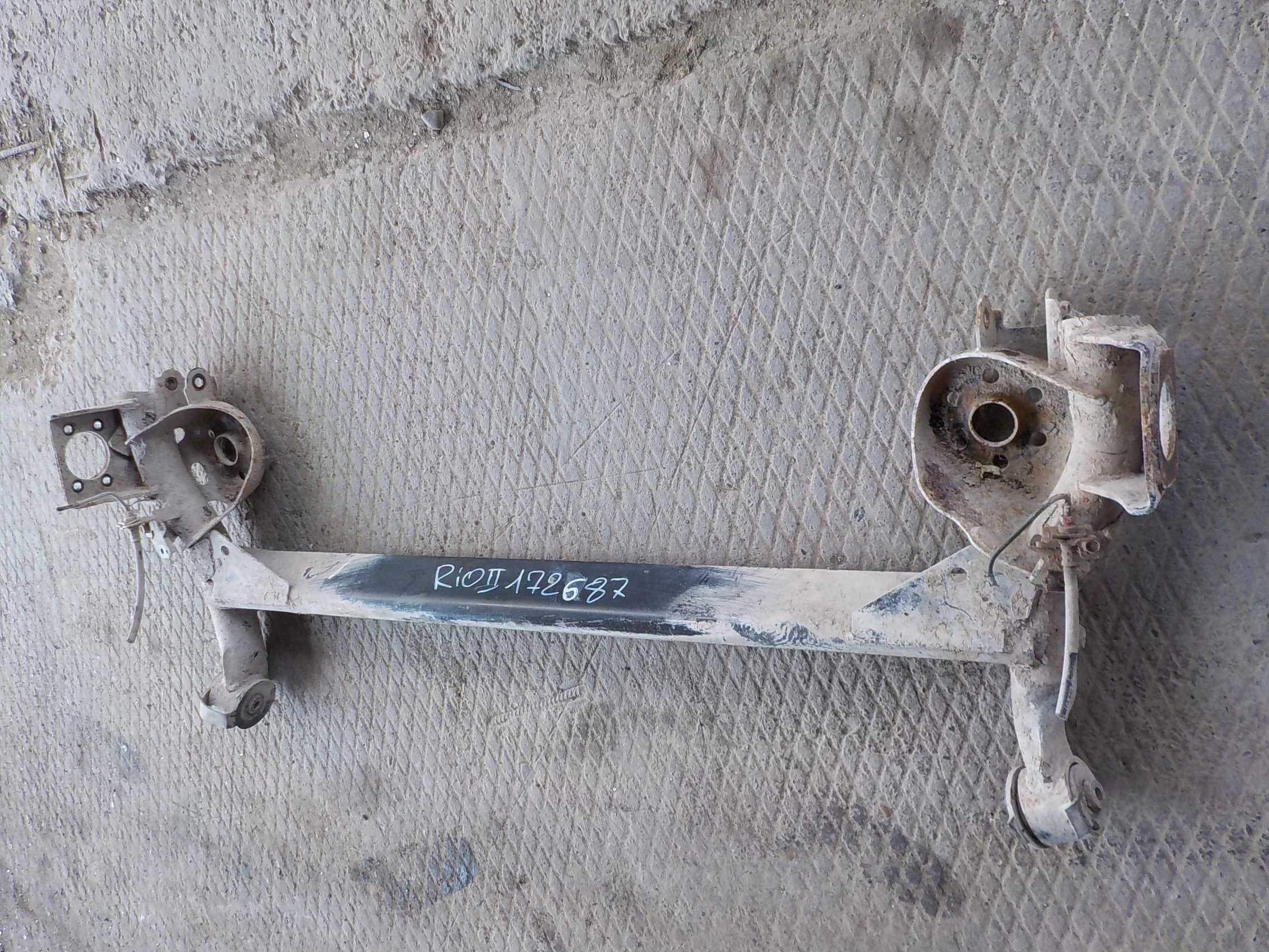 Балка задняя Kia Rio II (2005—2009) Зад