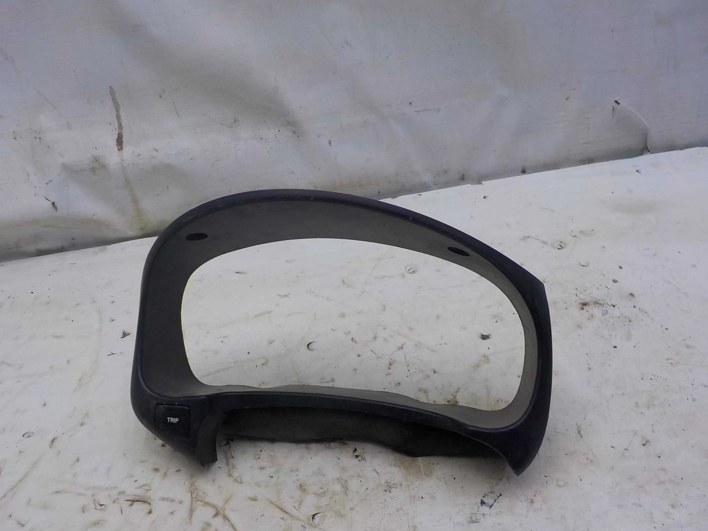 Накладка на торпедо Kia Rio II рестайлинг (2009—2011)