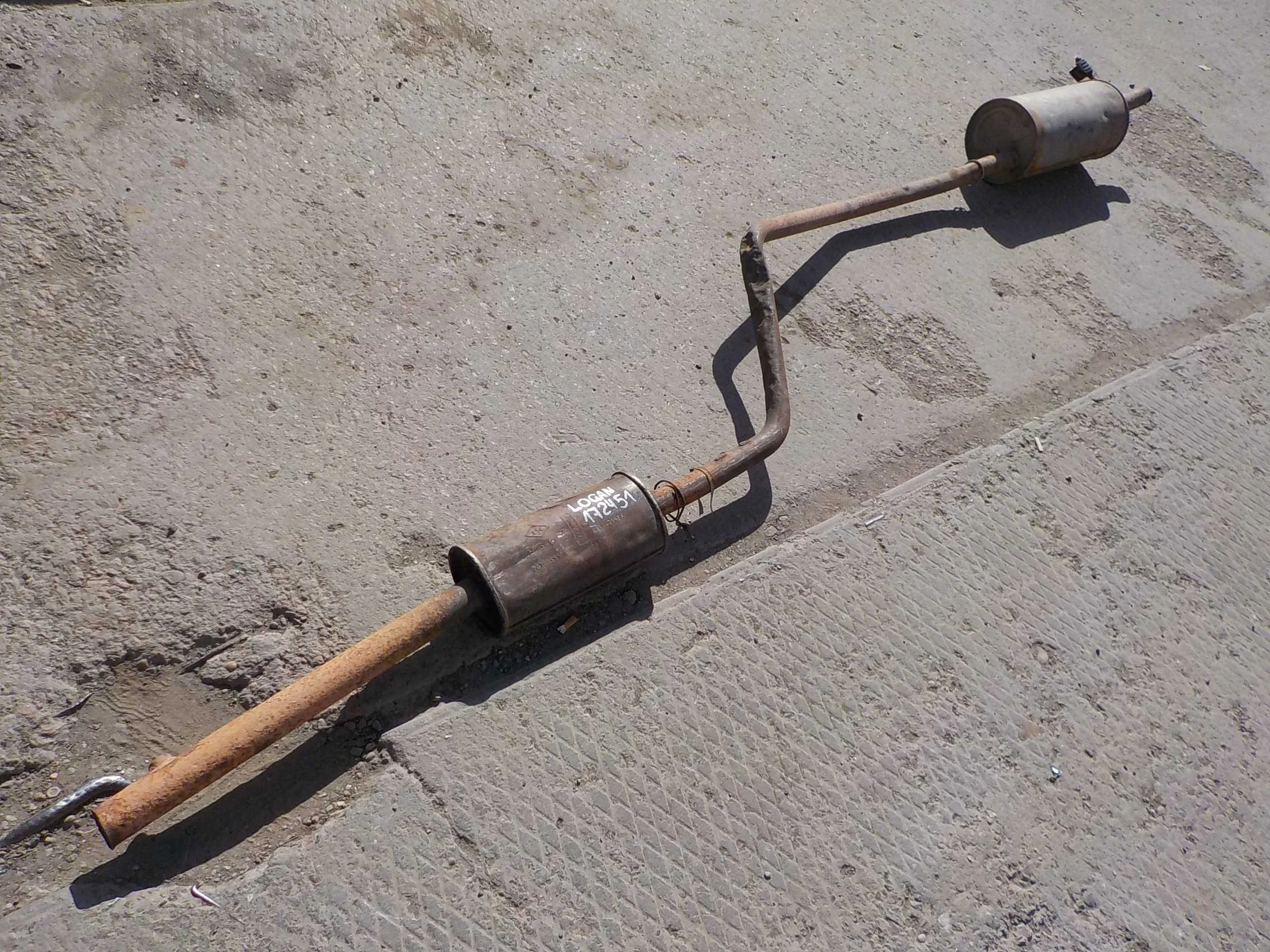 Глушитель Renault Logan I (2004—2009)