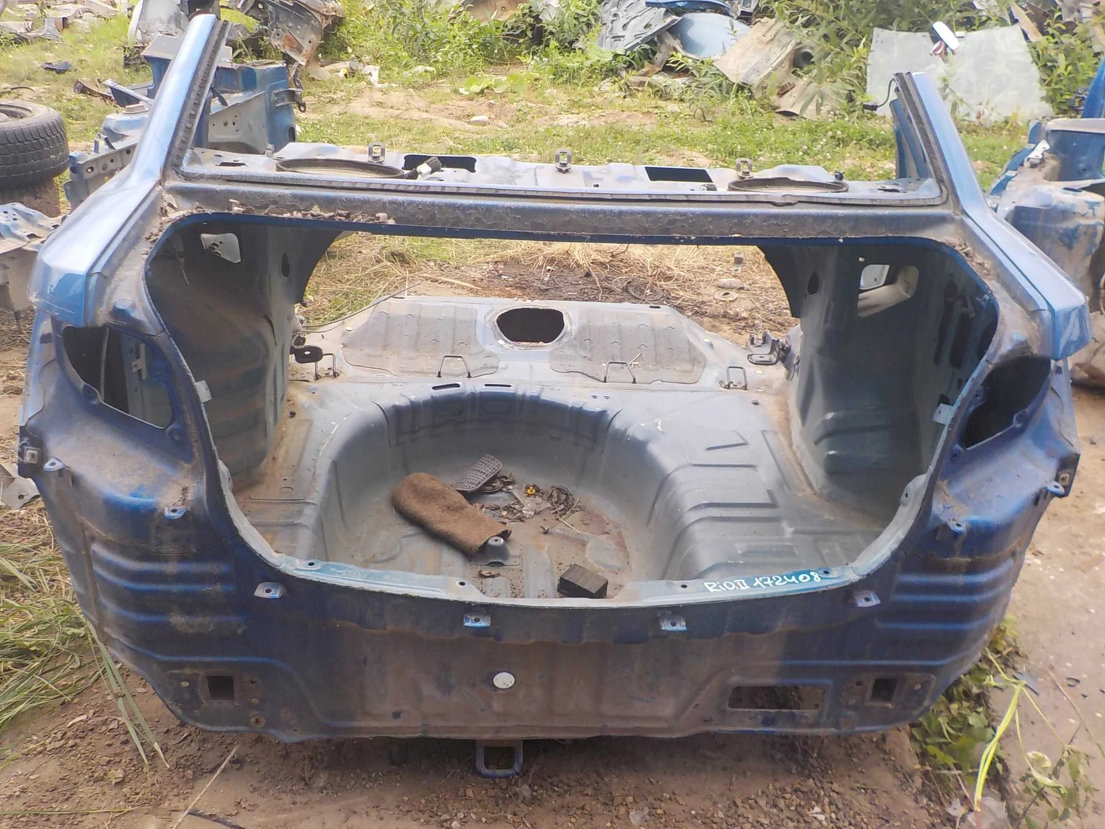 задняя панель кузова Kia Rio II рестайлинг (2009—2011)