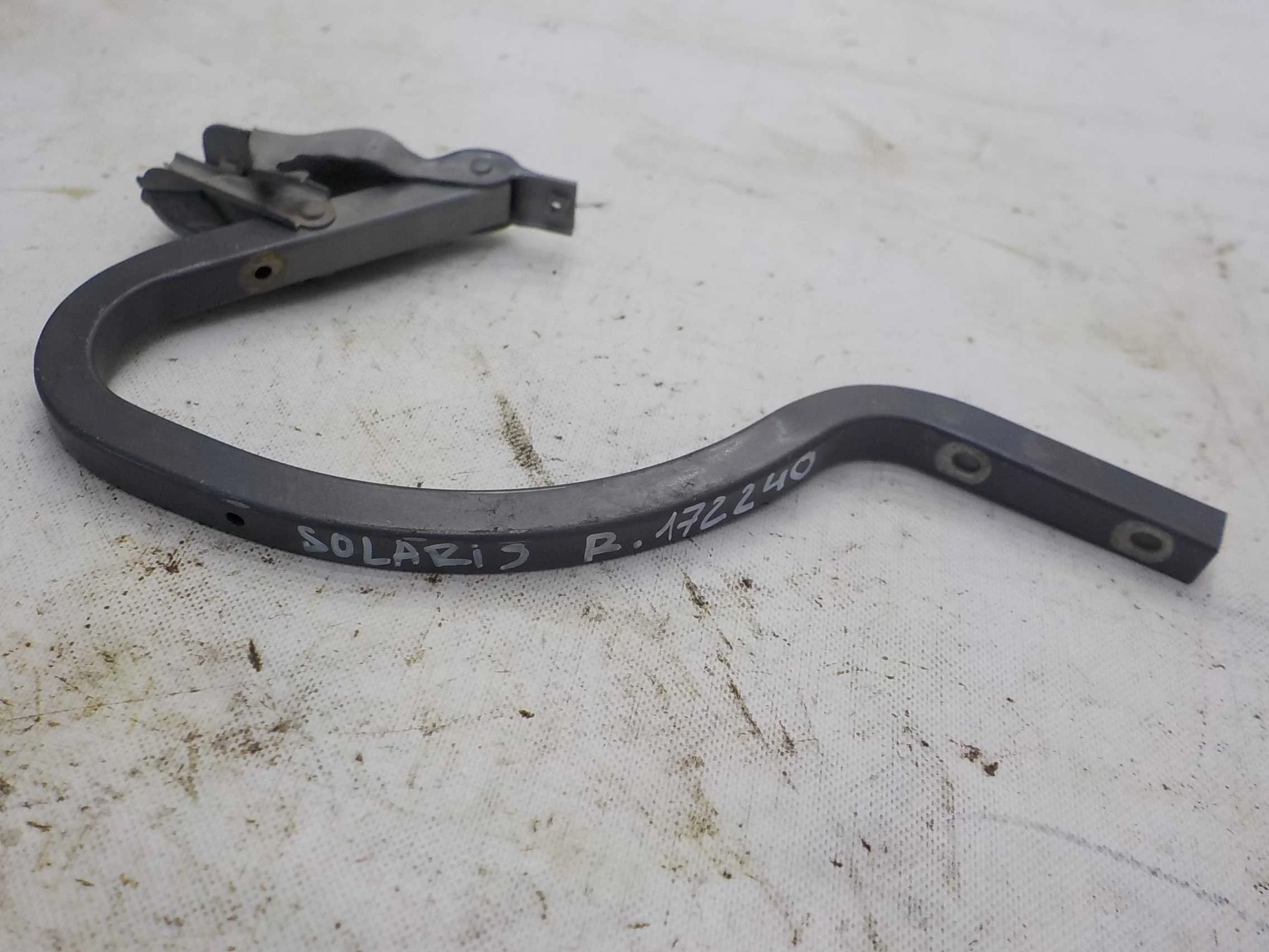 Петля крышки багажника Kia Rio III (2011—2015)  Право