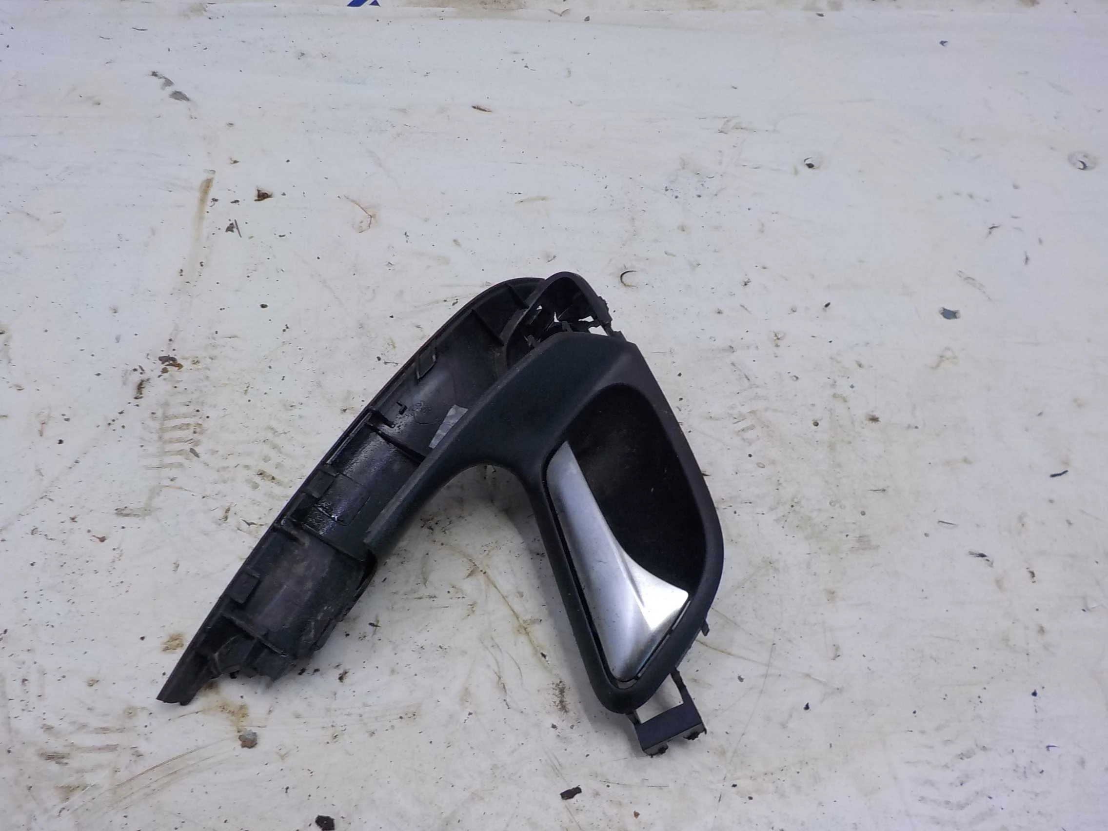 Ручка двери внутренняя Volkswagen Polo V (2009—2015) Зад Право