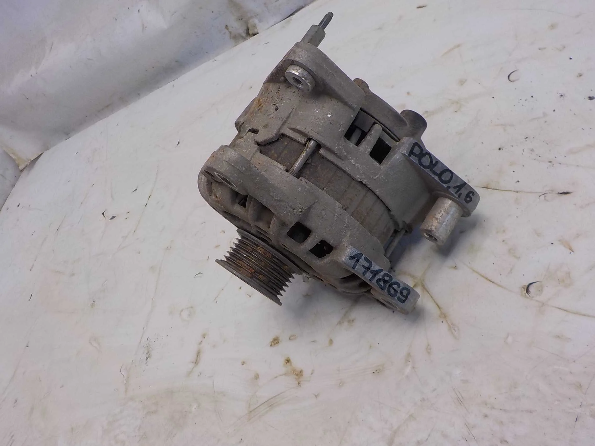 Генератор Volkswagen Polo V (2009—2015)