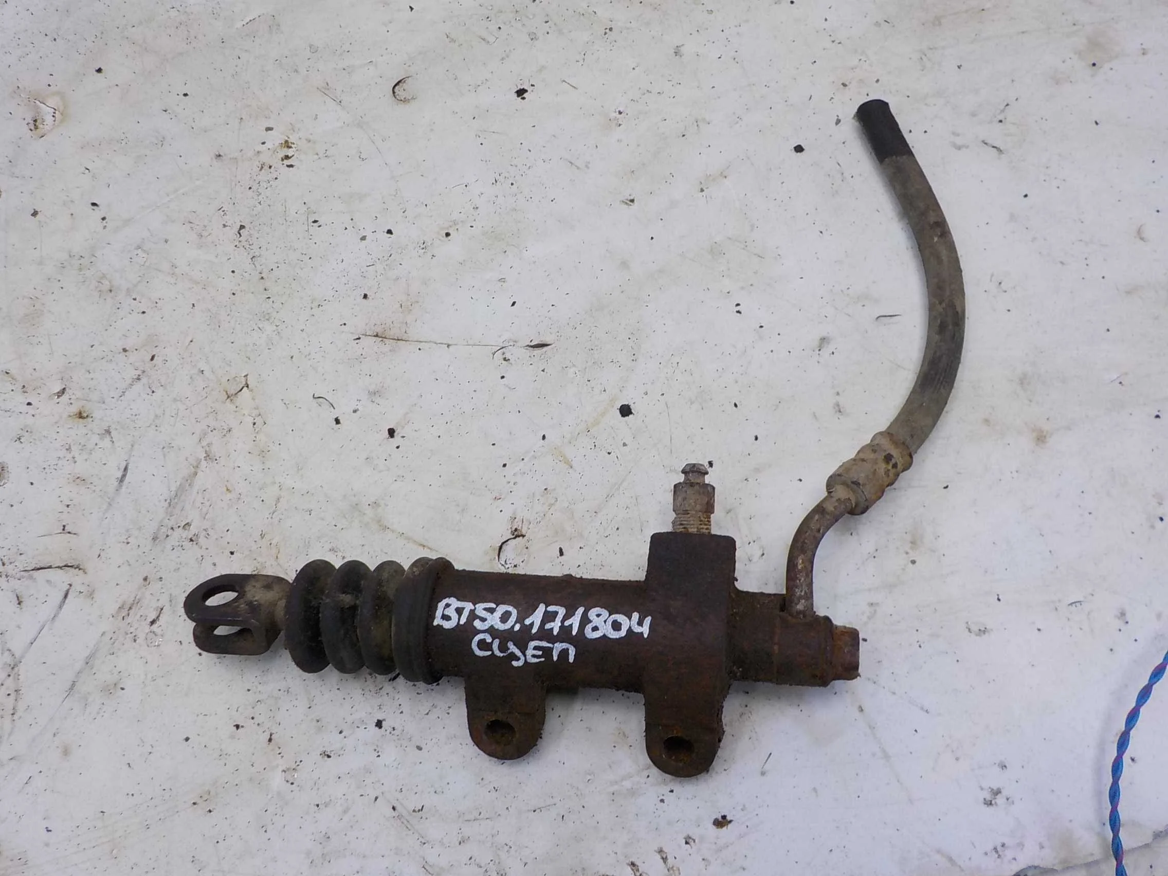 главный цилиндр сцепления Mazda BT-50 I (2006—2008)