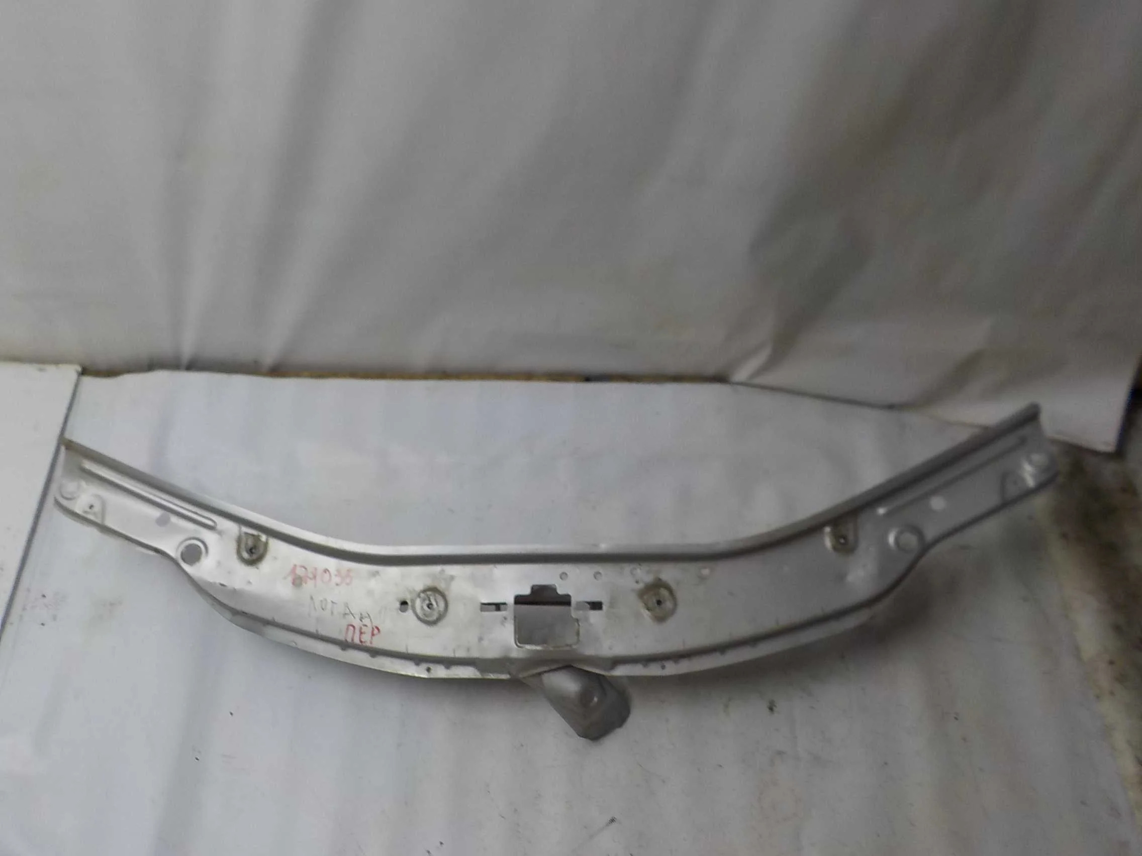 Телевизор ВАЗ (LADA) Largus I (2012—2021)