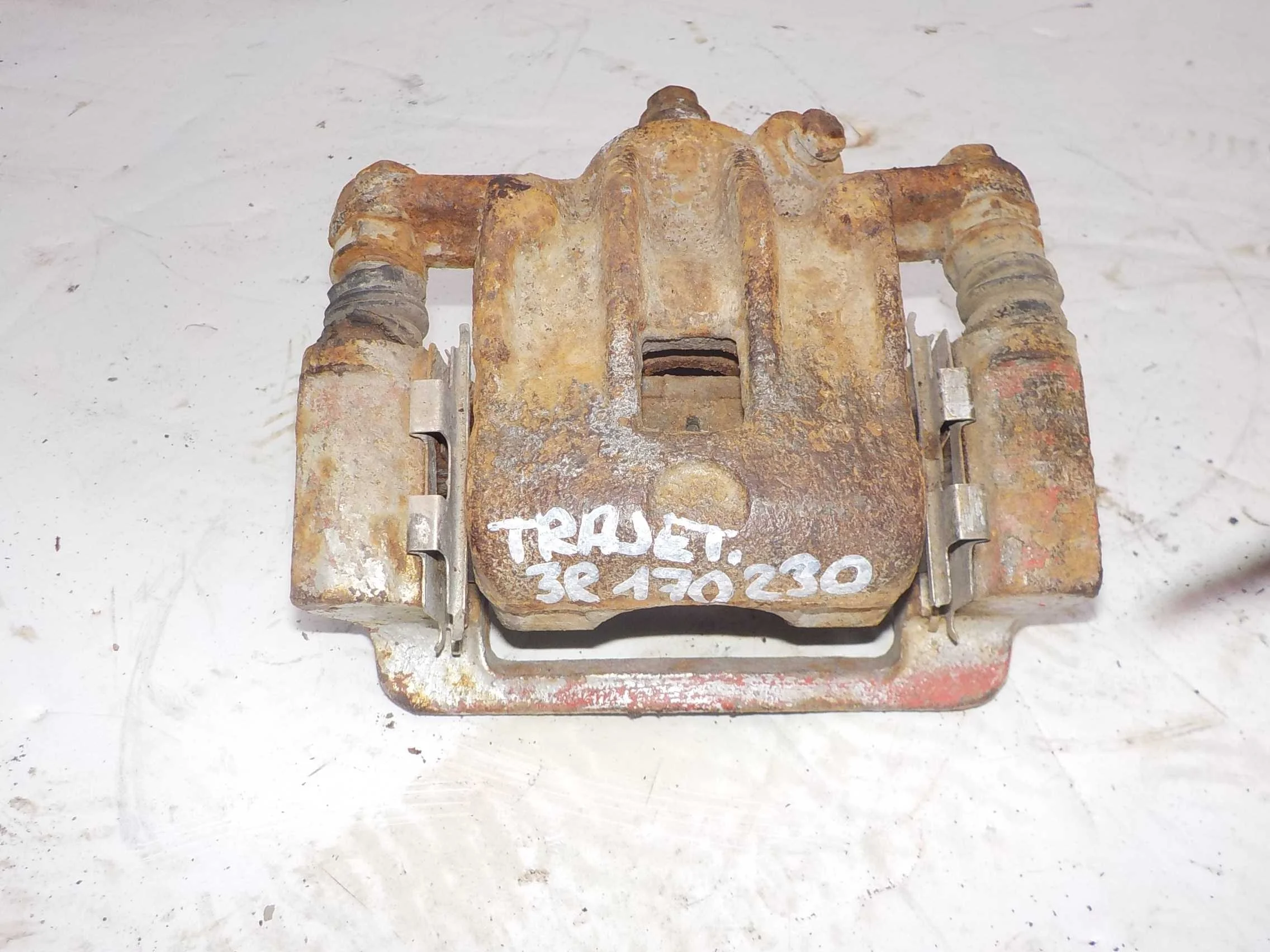 суппорт Hyundai Trajet I (1999—2004) Зад Право