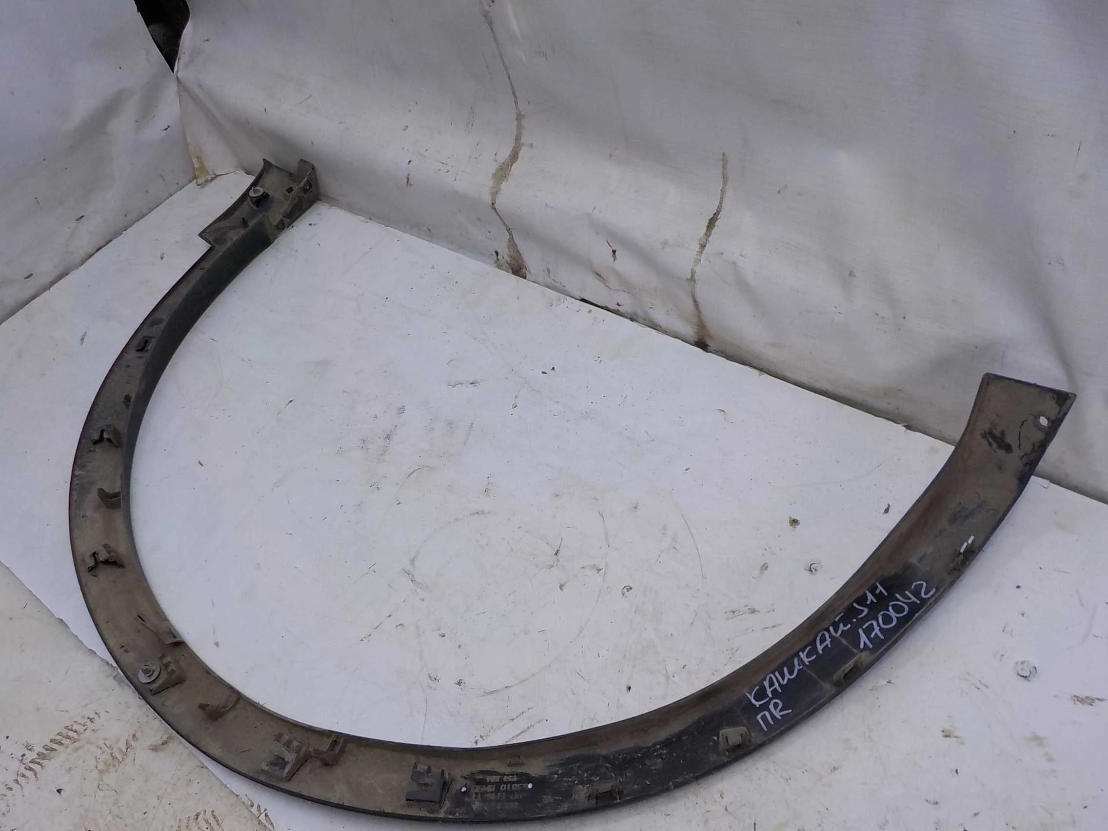 Накладка на крыло Nissan Qashqai II (2013—2019) Перед Право