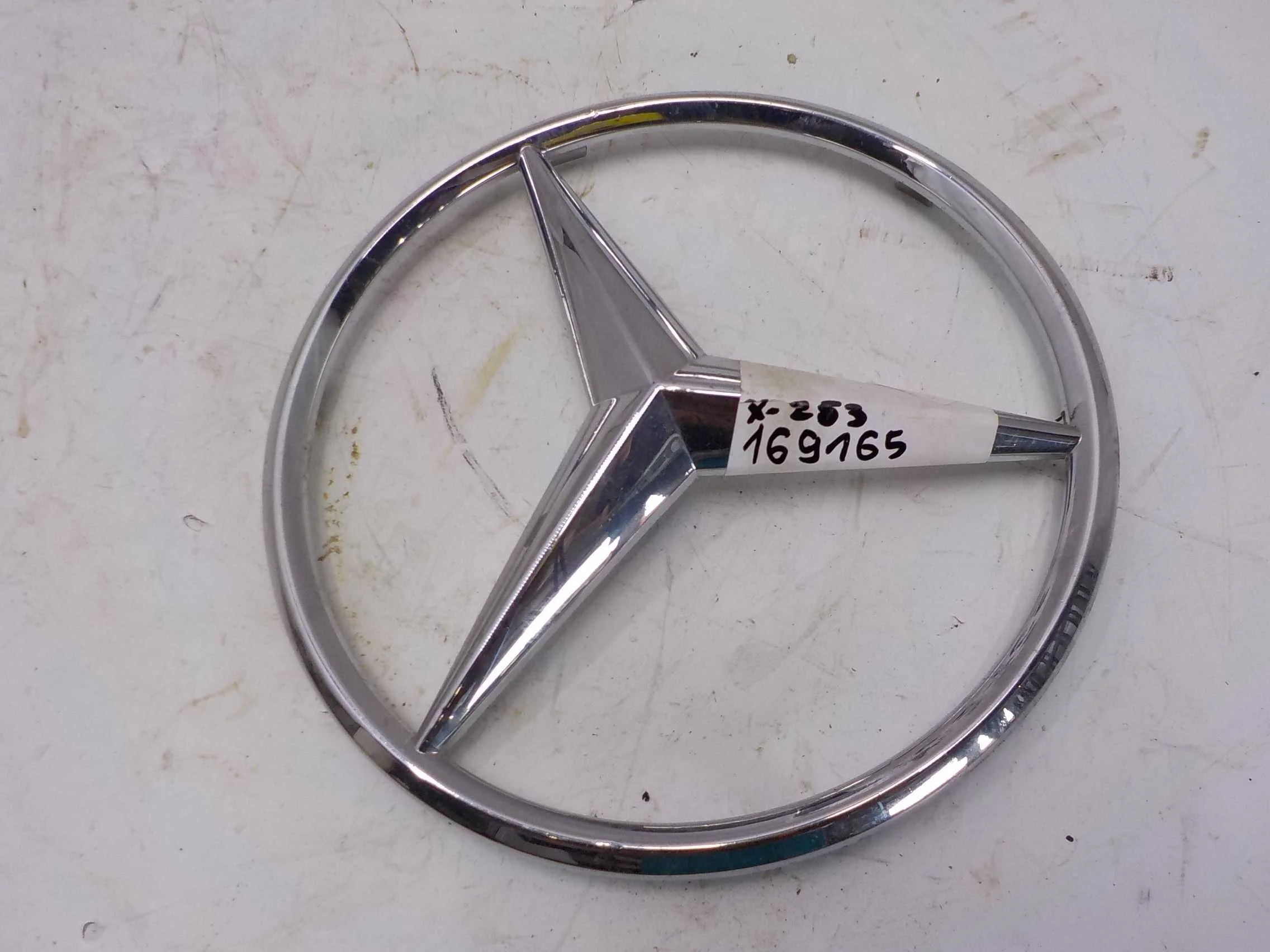 Эмблема Mercedes-Benz GLC-класс X253 (2015—2019)