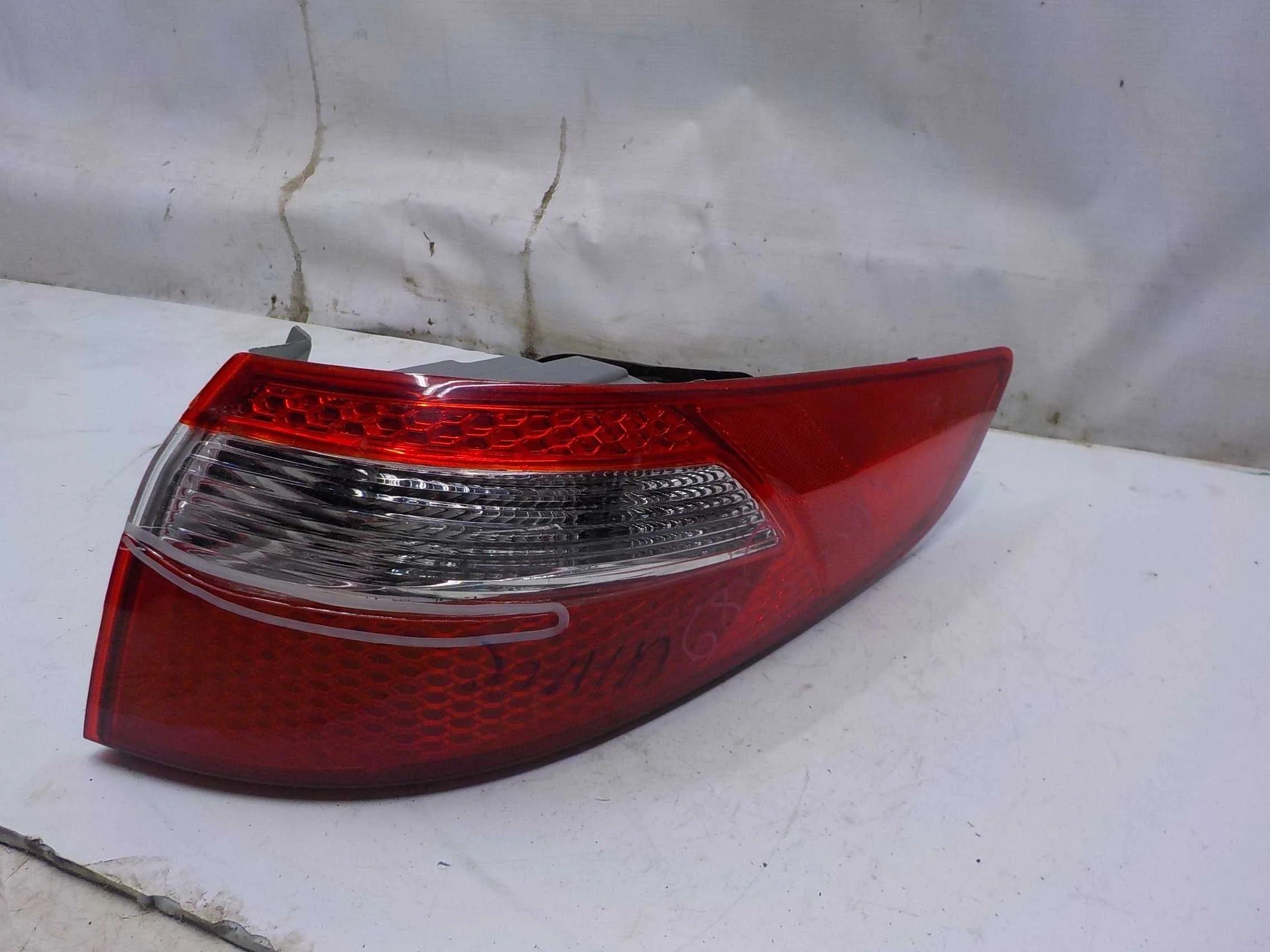 Фонарь Kia Rio III (2011—2015)  Право