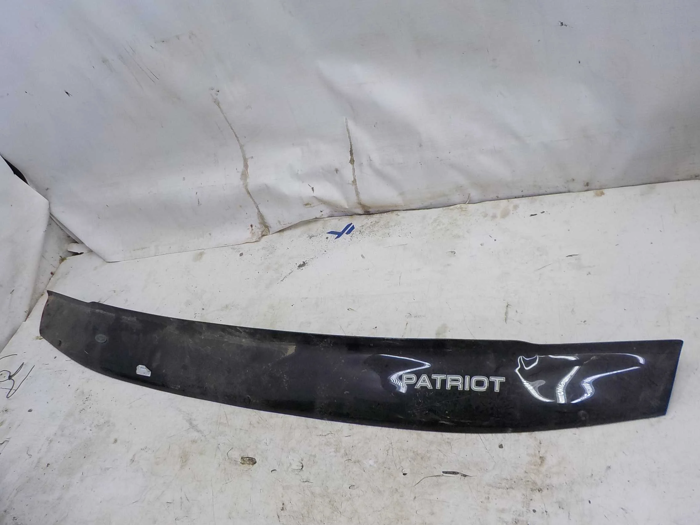 Дефлектор капота BMW 1 серия F20/F21 (2011—2015)