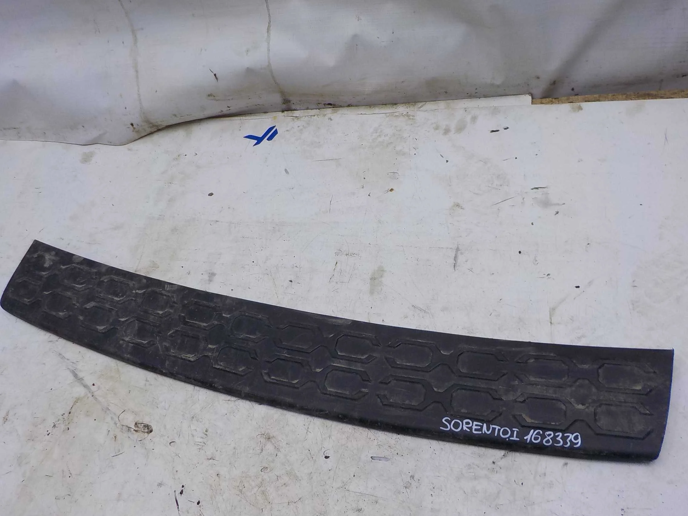 накладка на бампер Kia Sorento I рестайлинг (2006—2011) Зад