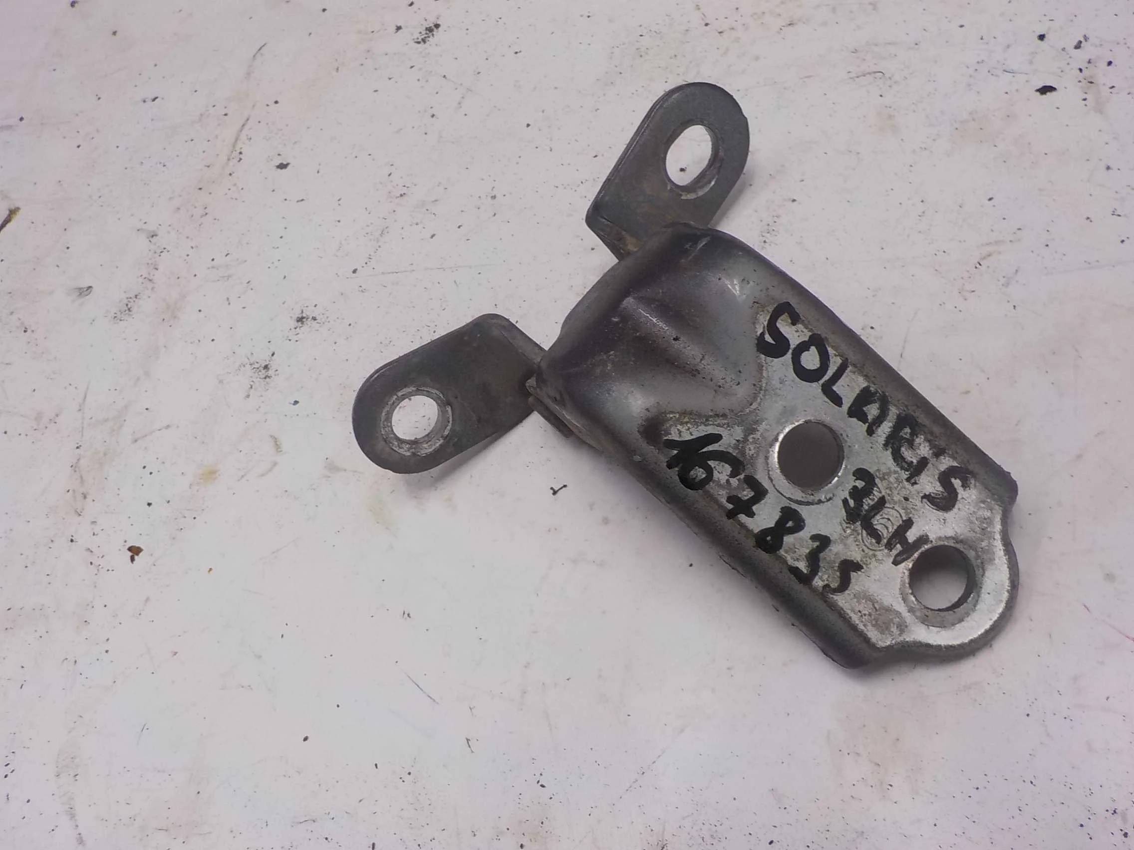 Петля двери Hyundai i20 I (2008—2012)