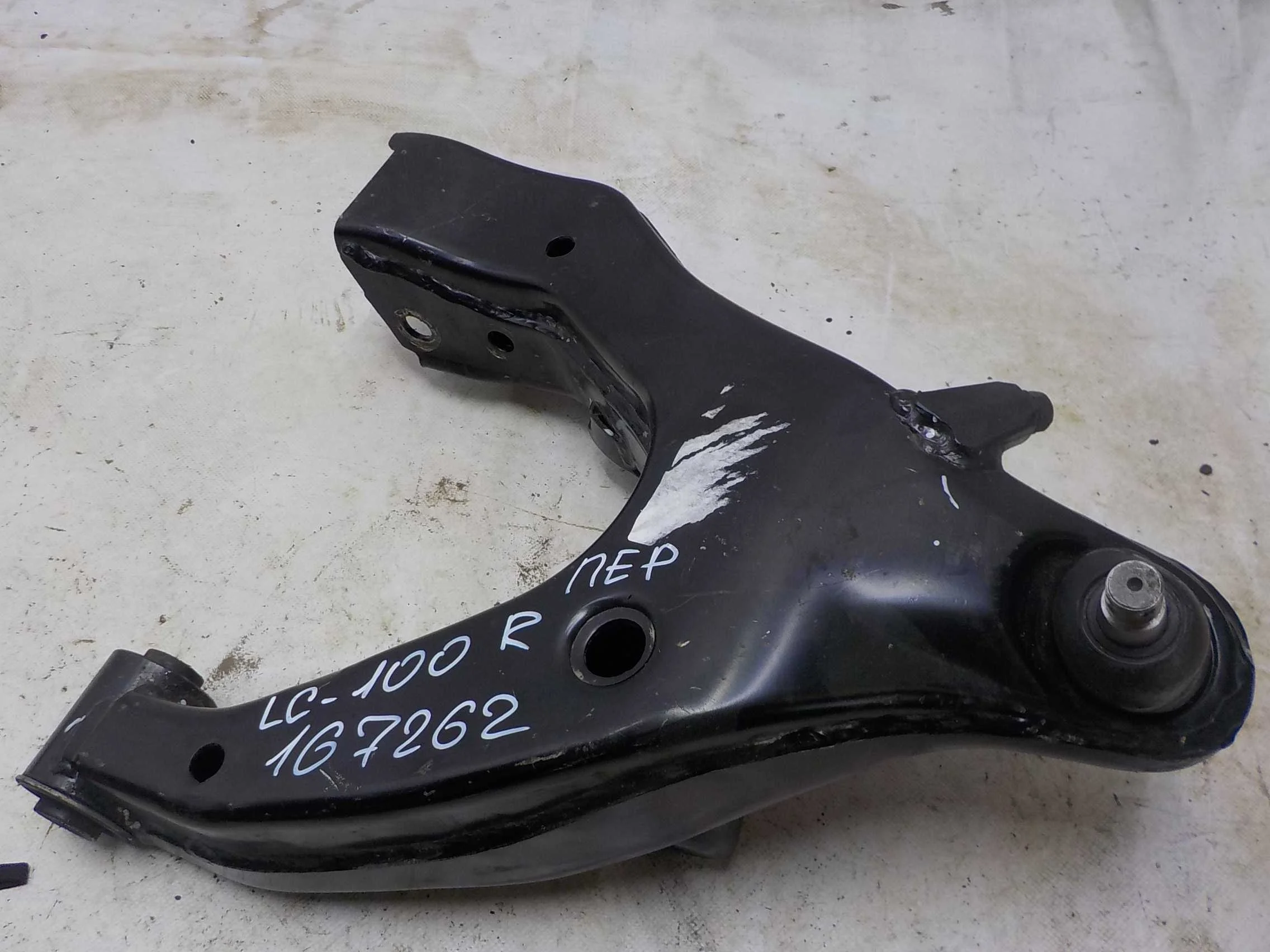 Рычаг Toyota Land Cruiser 100 (1998—2002) Перед Право