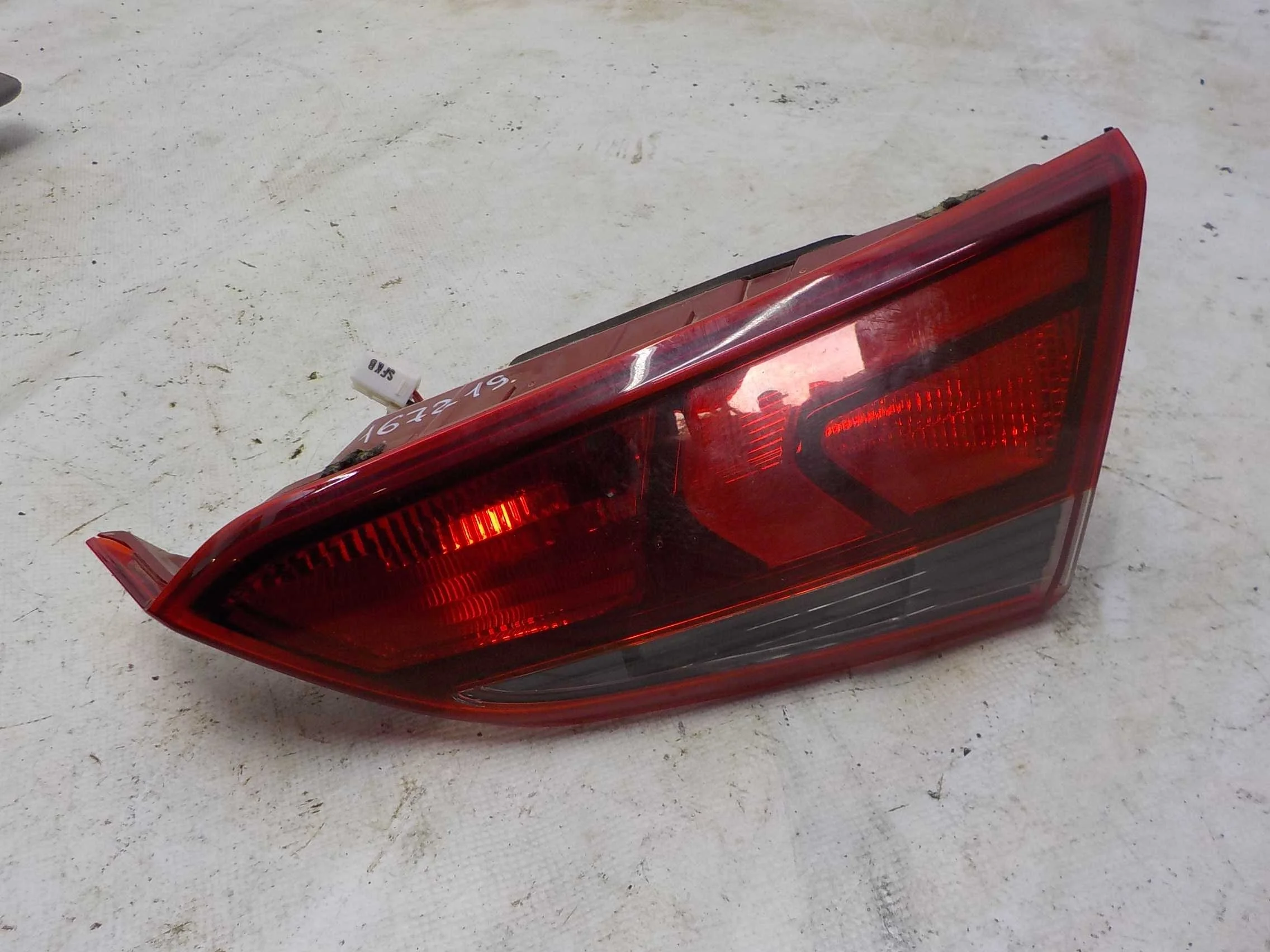 Фонарь Hyundai Solaris II рестайлинг (2020—2025)  Право