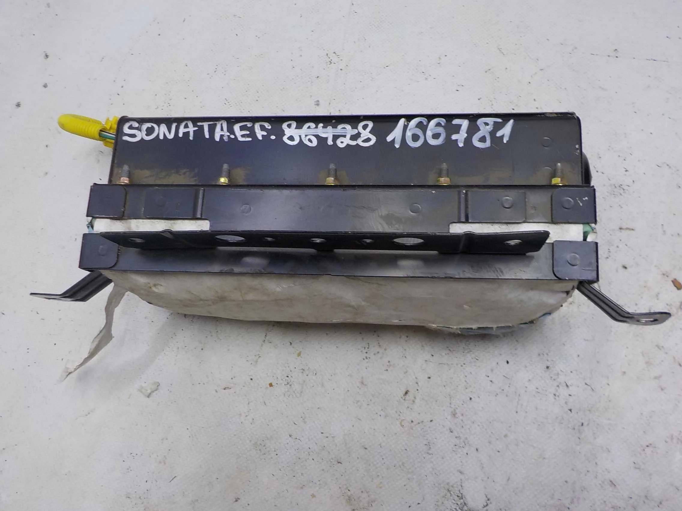 подушка безопасности пассажира Hyundai Sonata V (2004—2007)