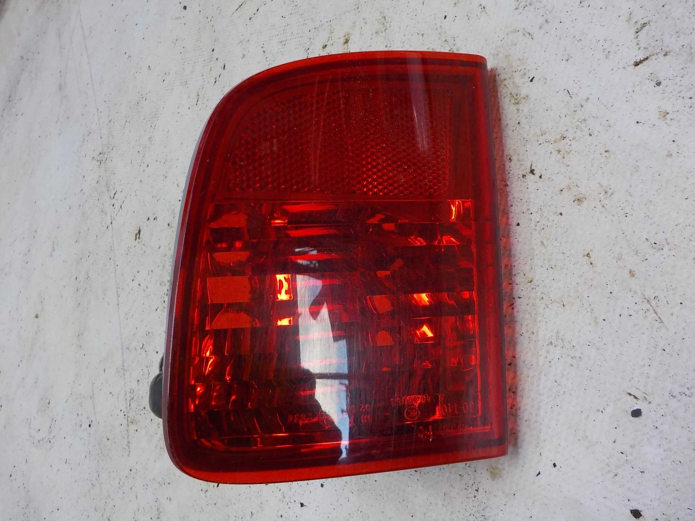 Фонарь задний противотуманный Lexus LX J200 (2007—2012)