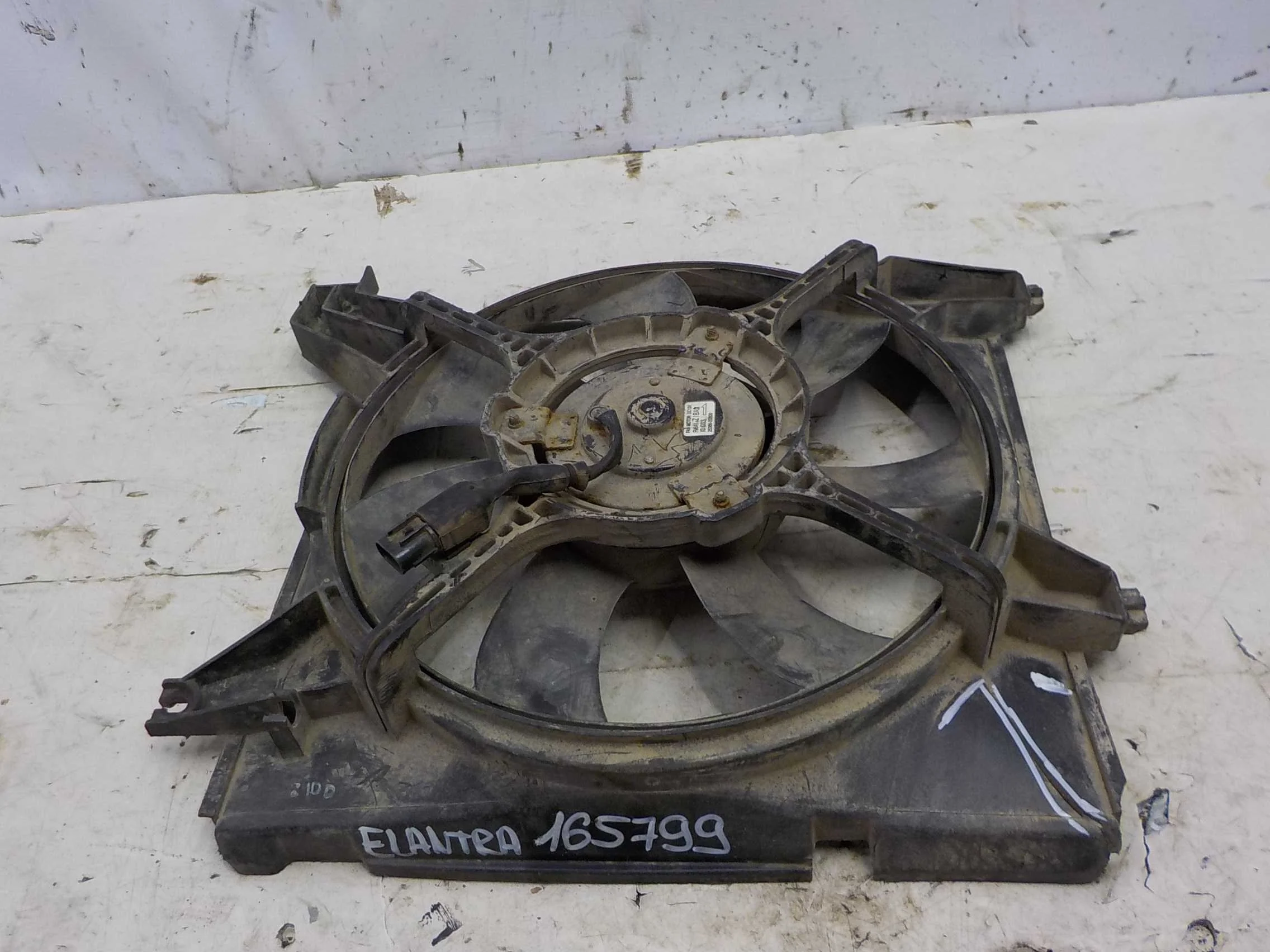 Диффузор радиатора Kia Ceed ED (2006—2010)