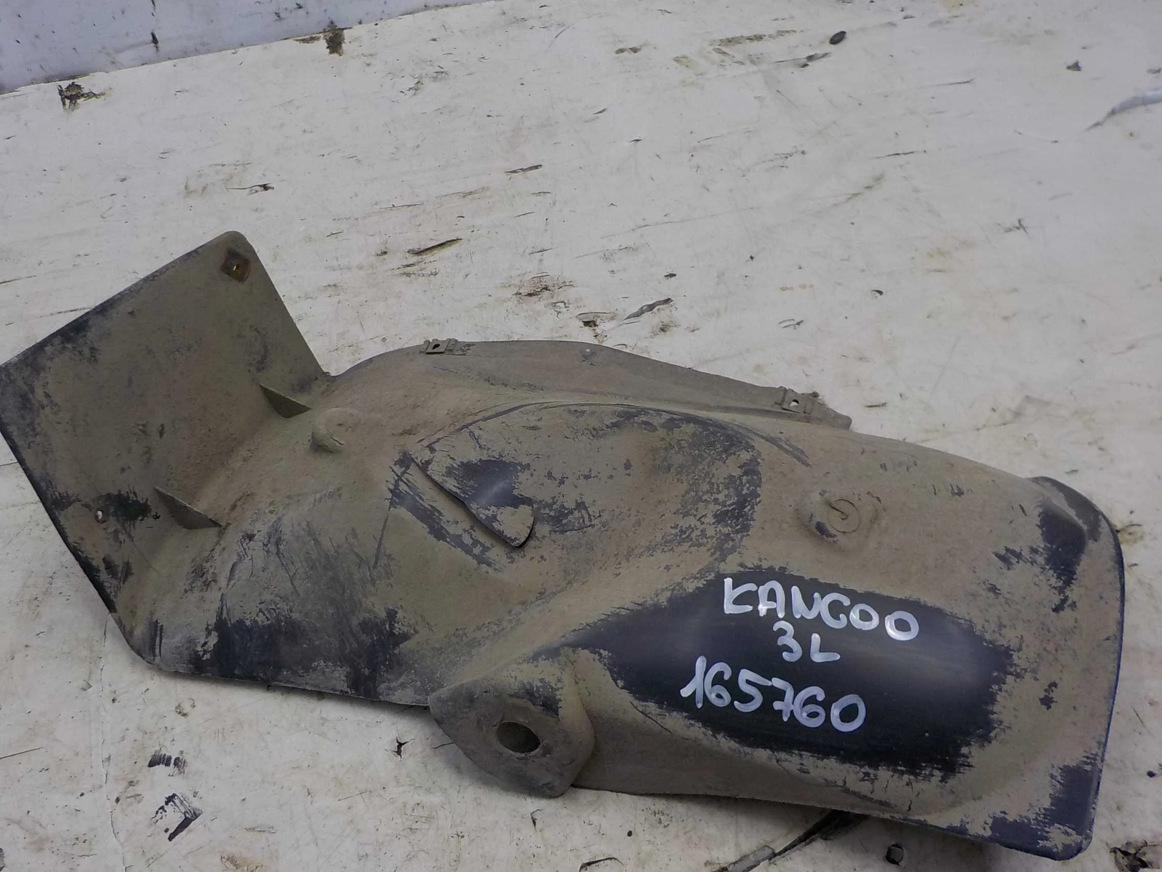 Подкрылок Renault Kangoo II (2007—2013) Зад Лево