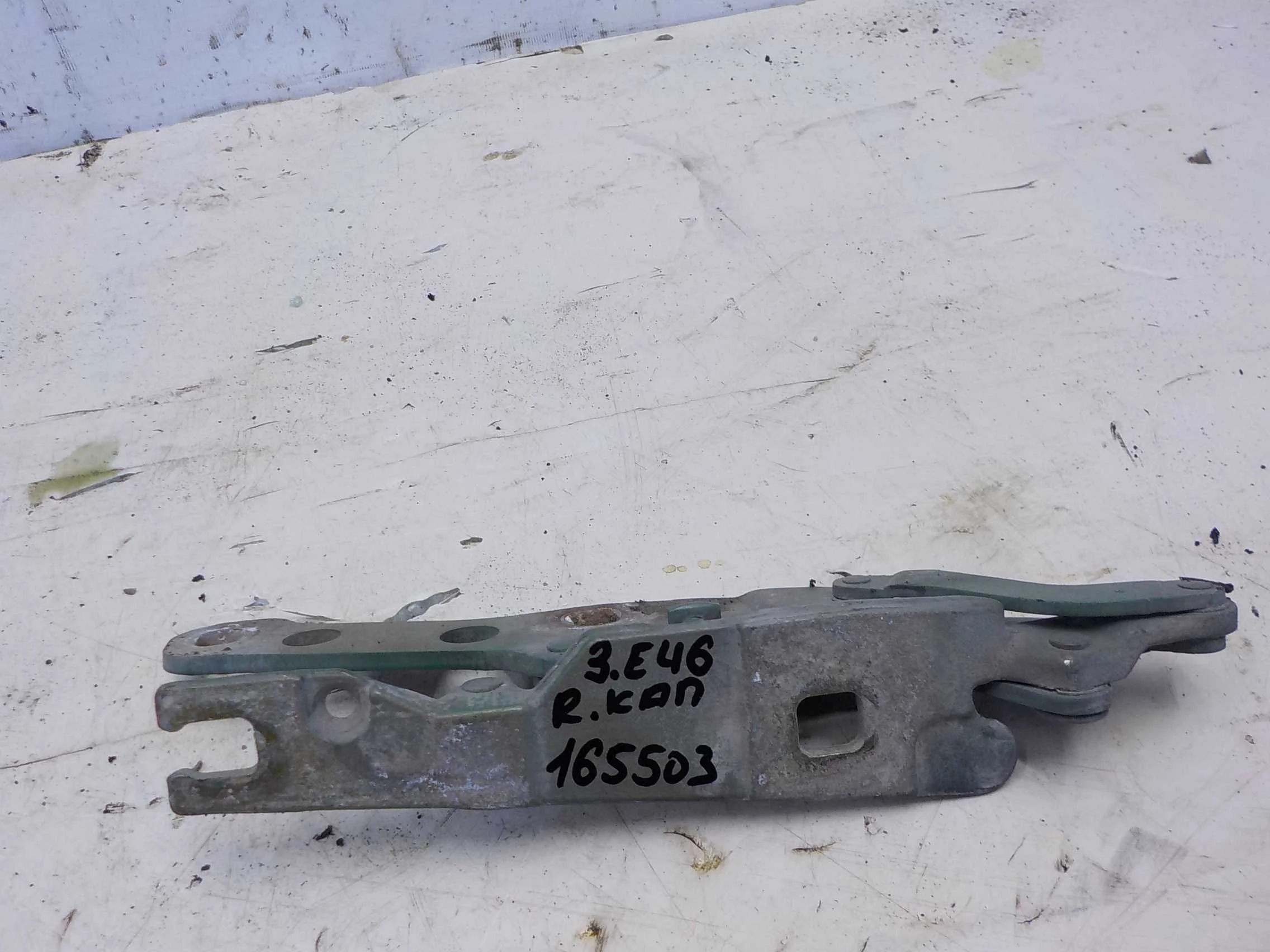 Петля капота BMW 3 серия E46 (1998—2003)