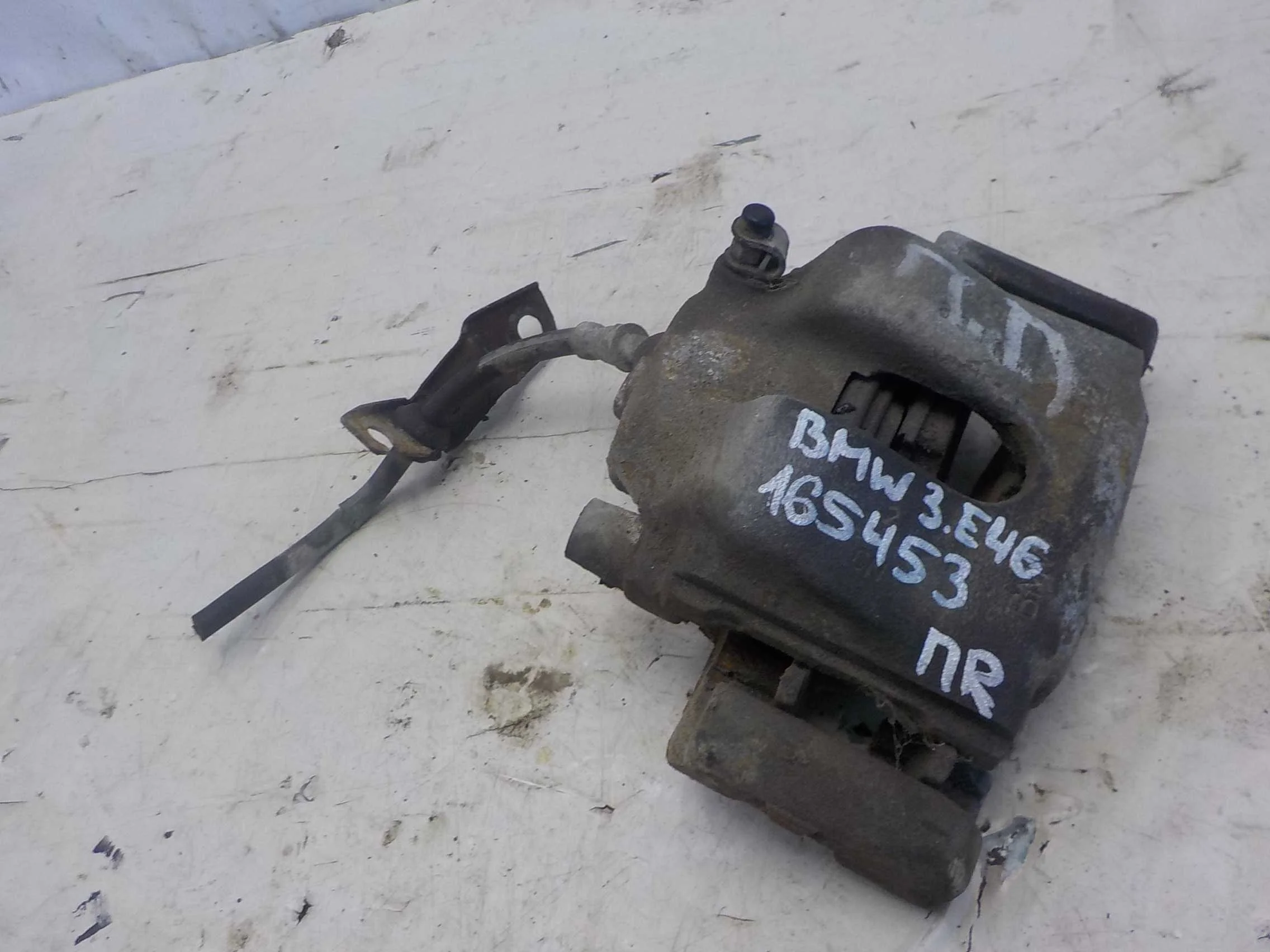 суппорт BMW X3 E83 рестайлинг (2006—2010) Перед Право