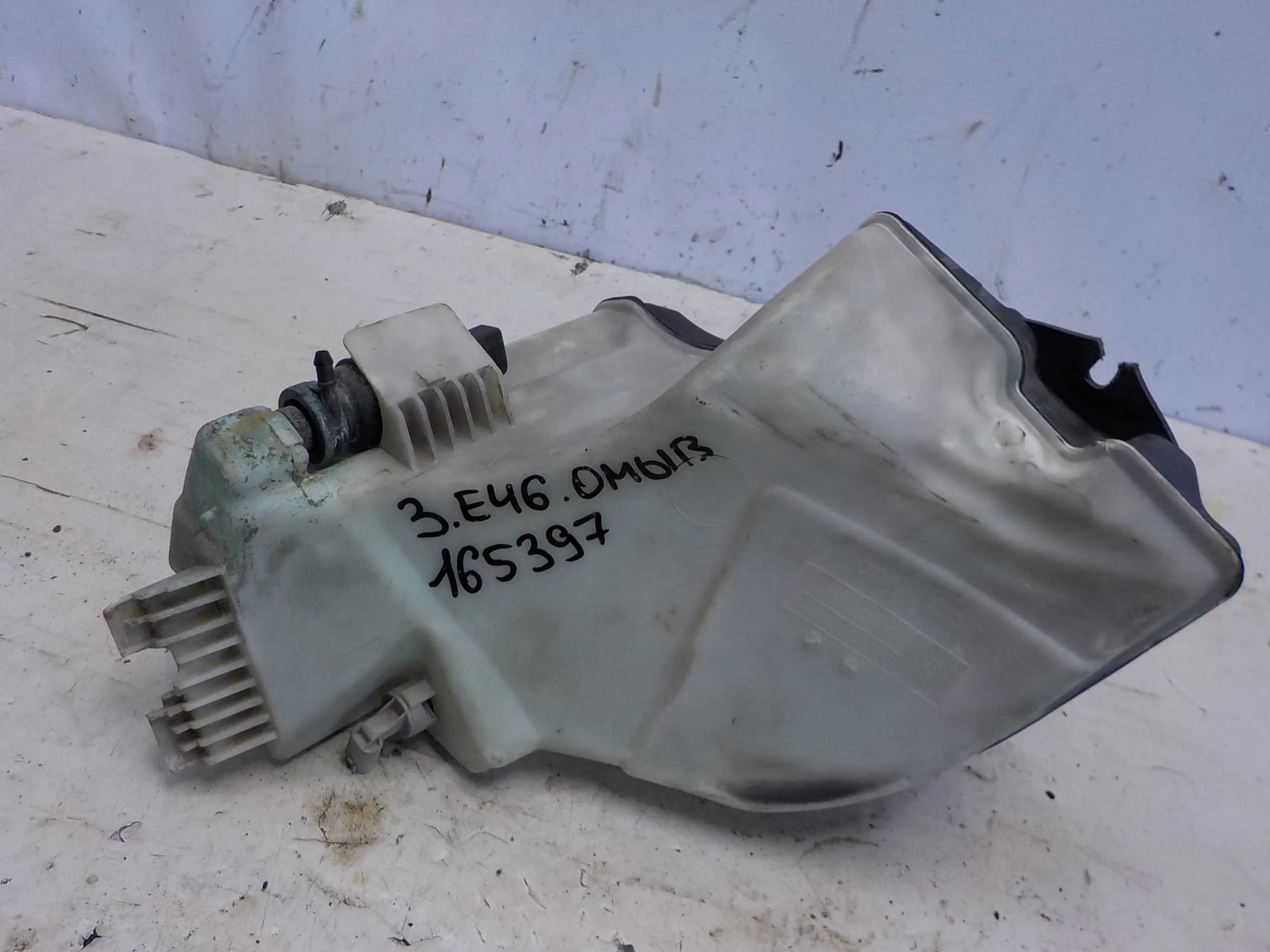 бачок стеклоомывателя BMW 3 серия E46 (1998—2003)