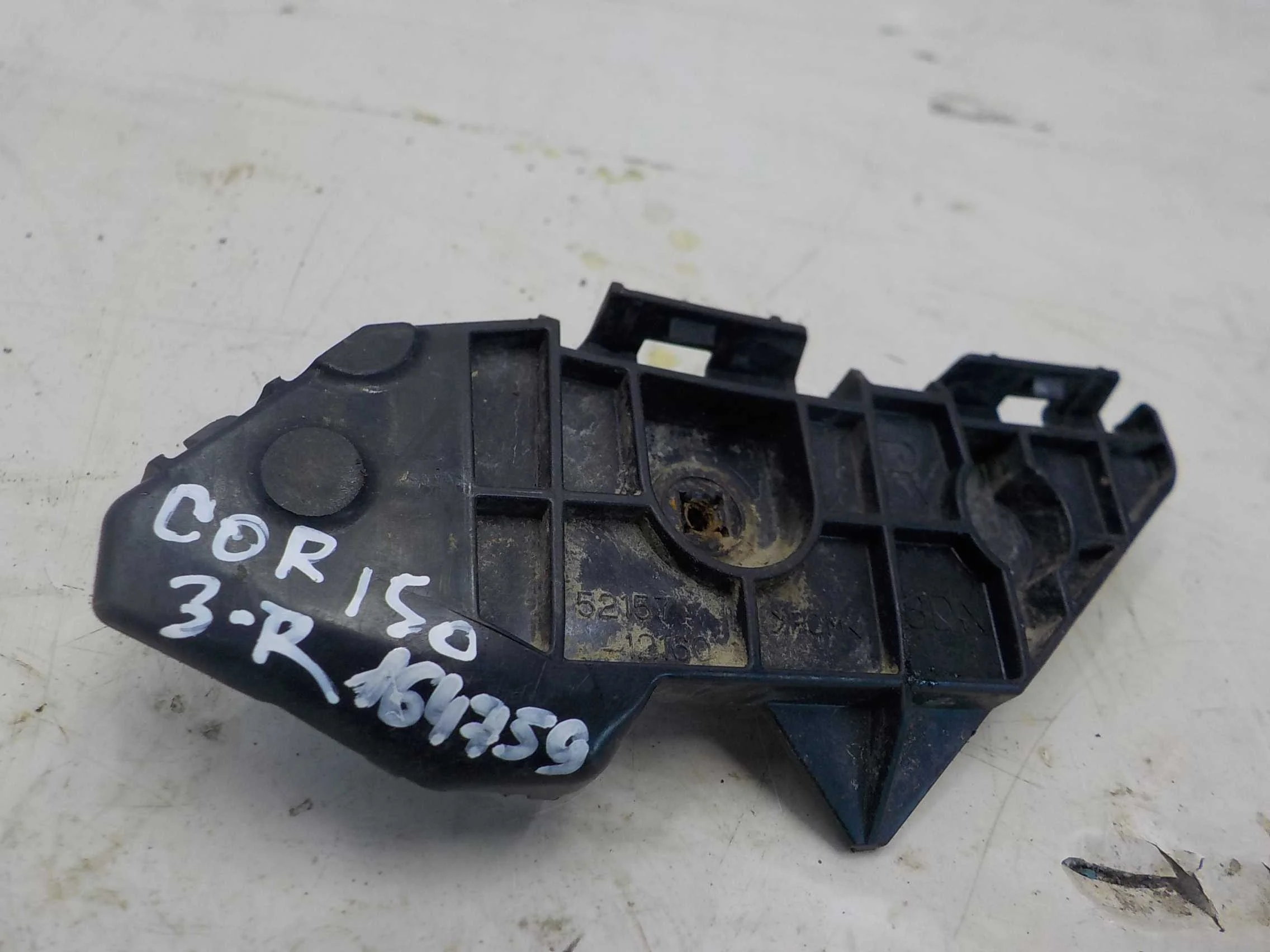 кронштейн бампера Toyota Corolla X (2006—2010) Зад Право