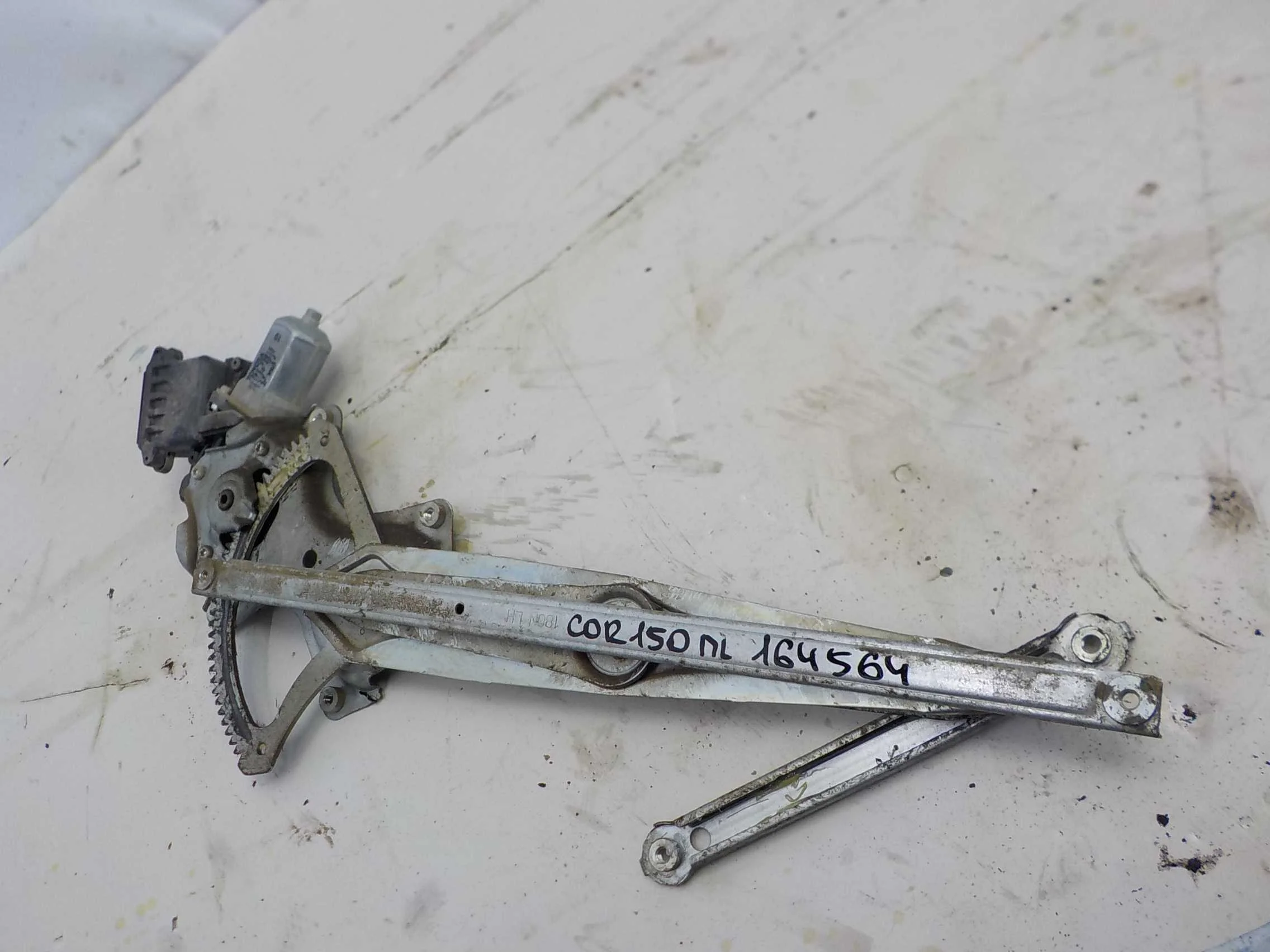 Стеклоподъемник Toyota Corolla X (2006—2010) Перед Лево