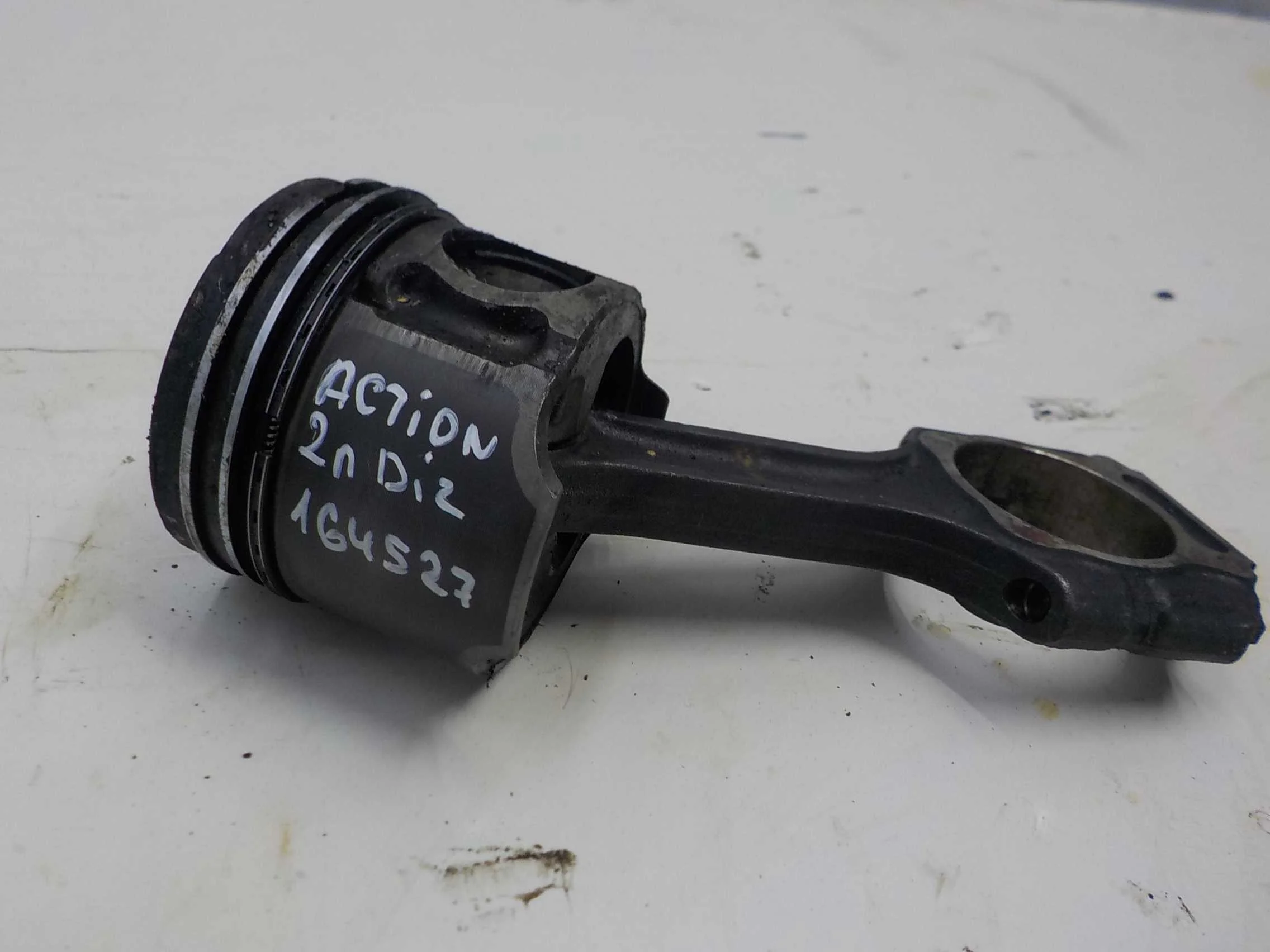 Поршень с шатуном SsangYong Actyon Sports I (2006—2012)