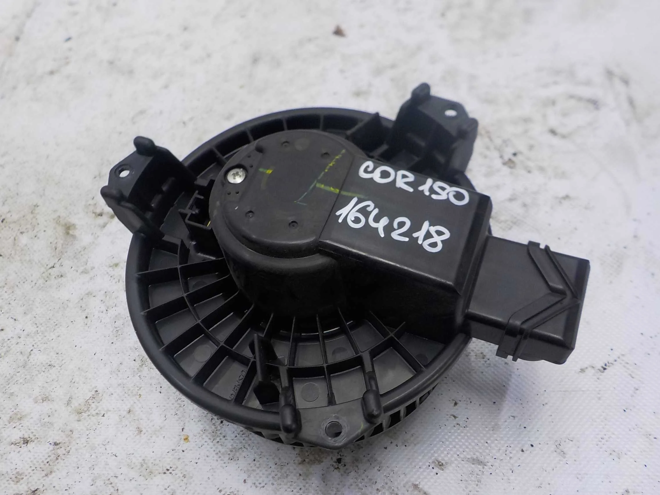 Моторчик печки Toyota Corolla X (2006—2010)