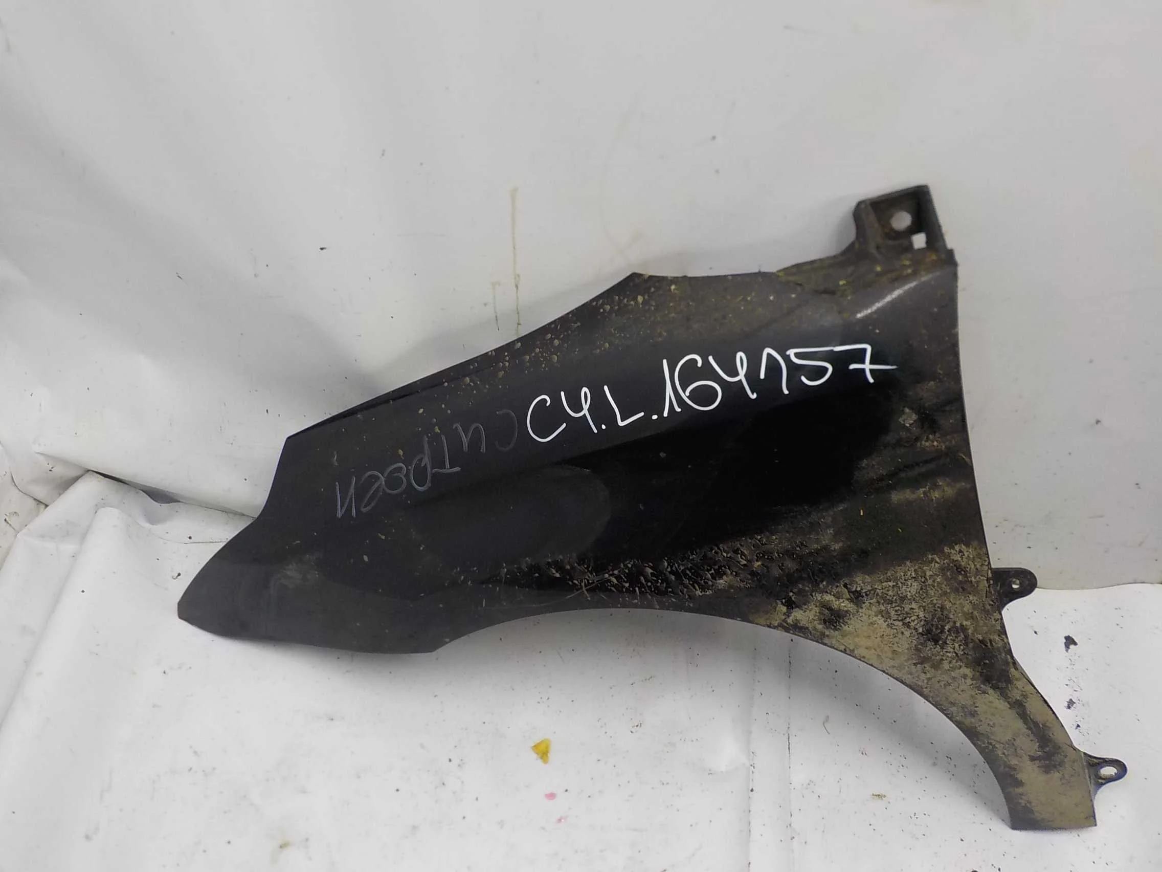 Крыло Citroen C4 I (2004—2014) Перед Лево