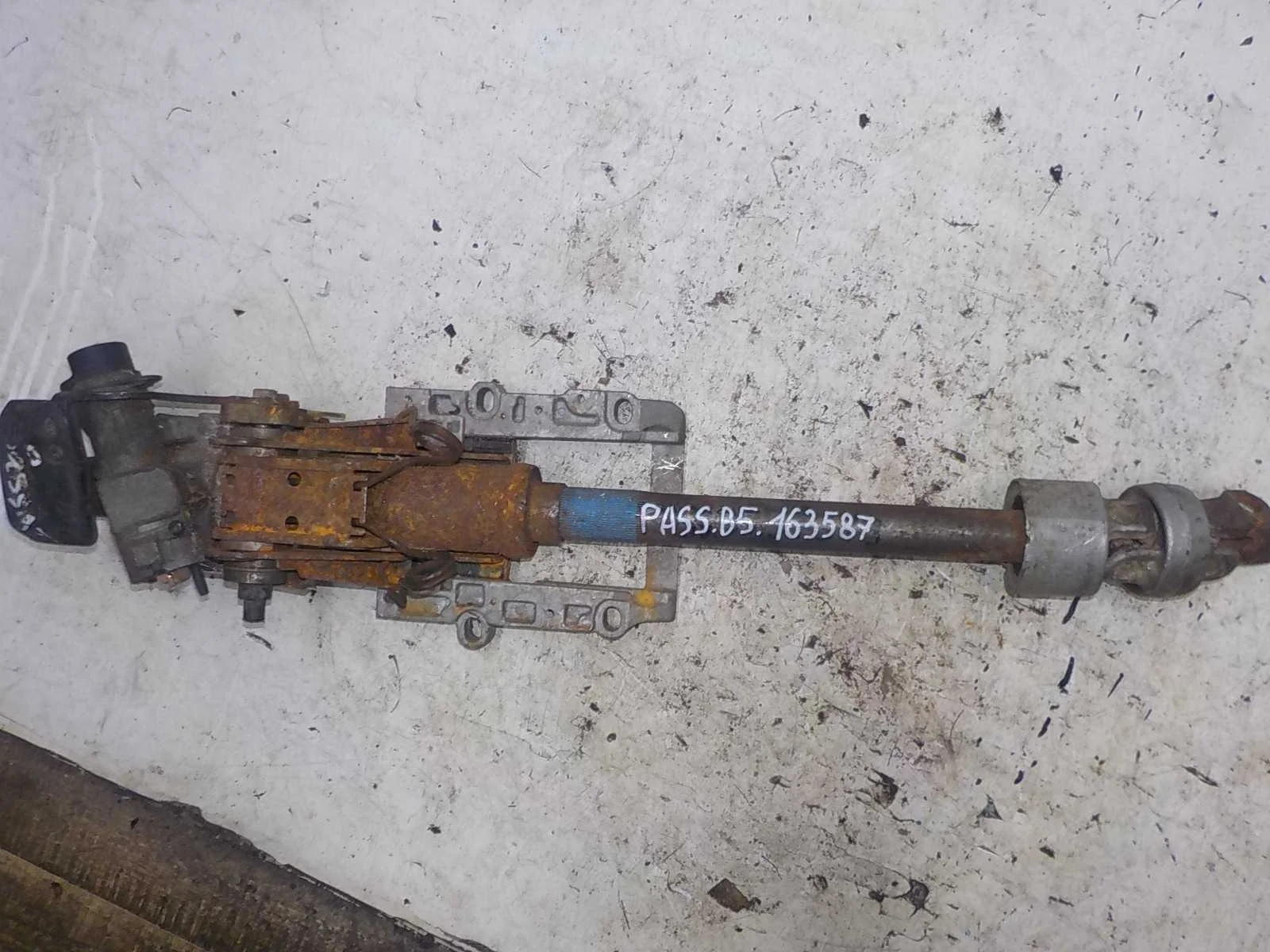 рулевая колонка Volkswagen Passat B5 (1996—2001)