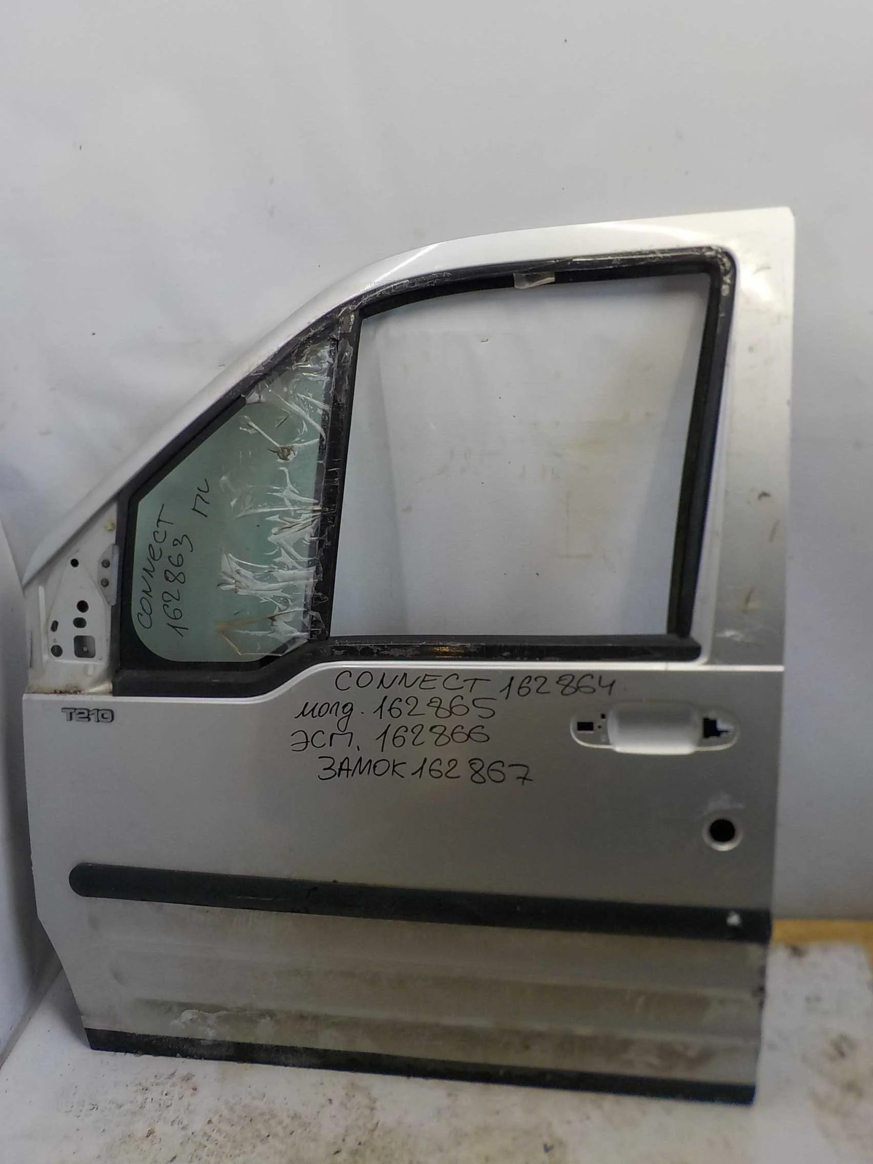 стекло Ford Tourneo Connect I рестайлинг (2009—2013) Перед Лево