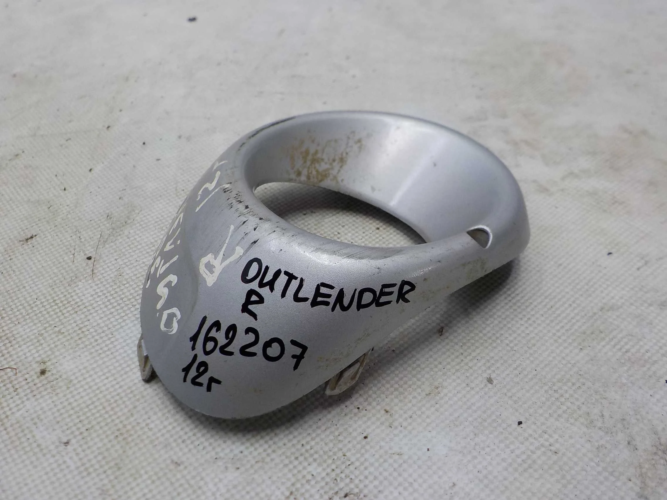 накладка на бампер Mitsubishi Outlander III (2012—2015) Перед Право