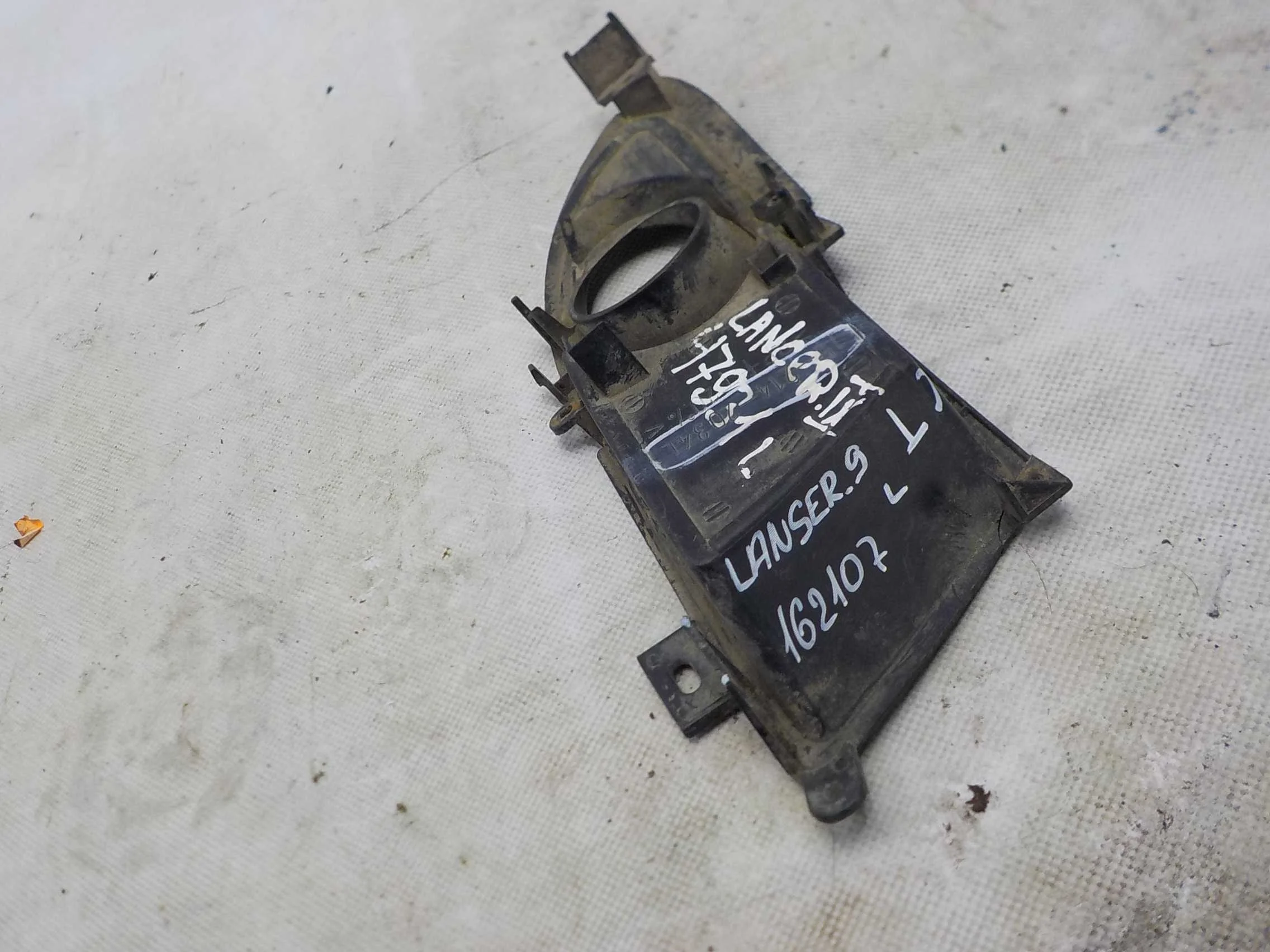 накладка на бампер Mitsubishi Lancer IX (2000—2007) Перед Лево