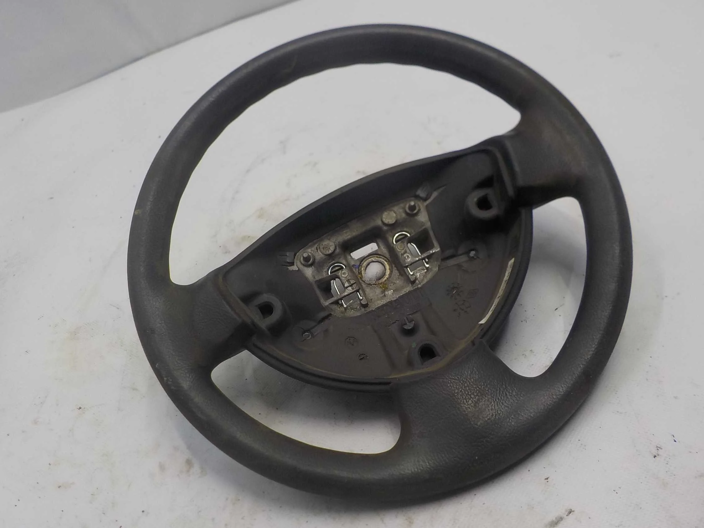 Руль Renault Sandero I (2009—2014)