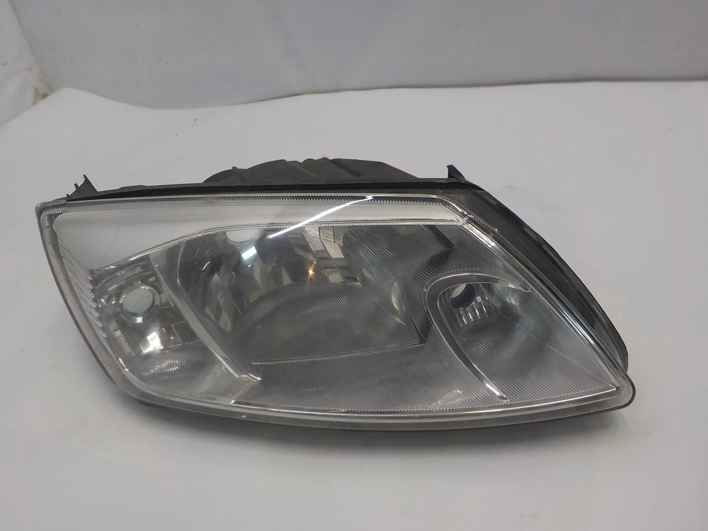 Фара ВАЗ (LADA) Granta I (2011—2018)  Право