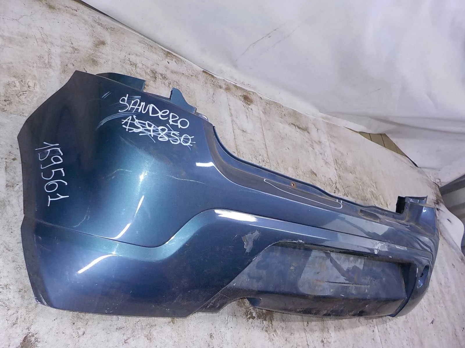 Бампер Renault Sandero I (2009—2014)