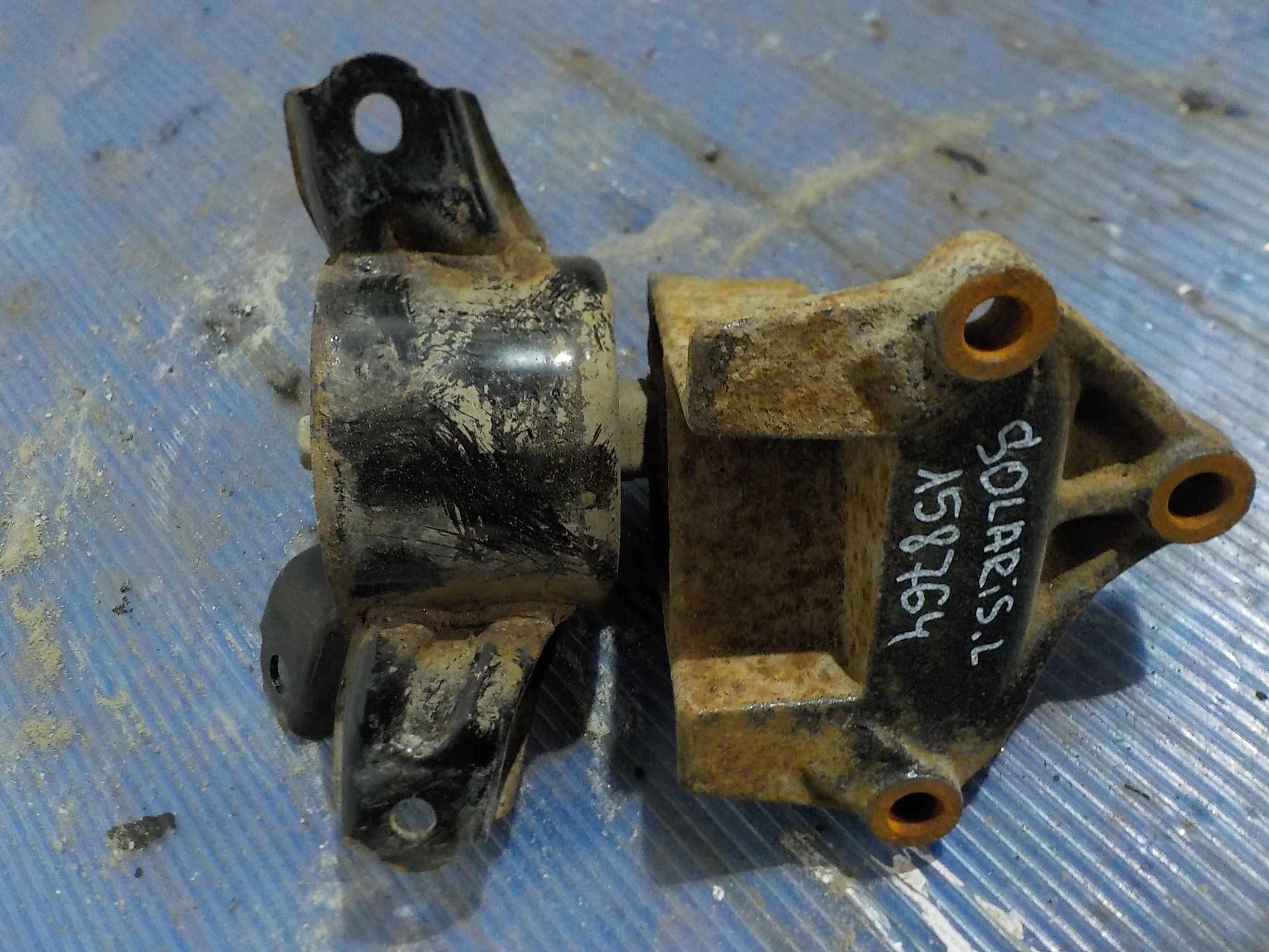 Опора двигателя Kia Rio III (2011—2015)