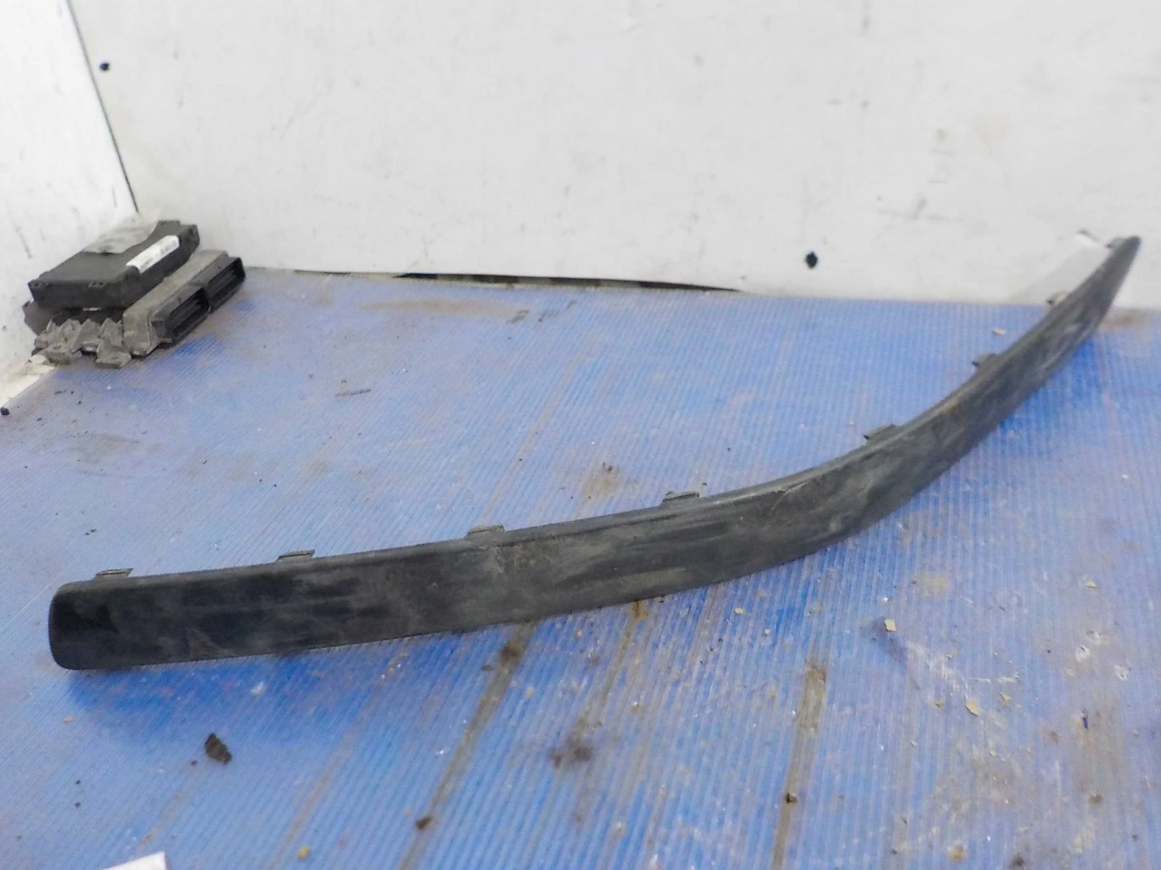 накладка на бампер Hyundai Elantra III рестайлинг (2003—2010) Перед Лево