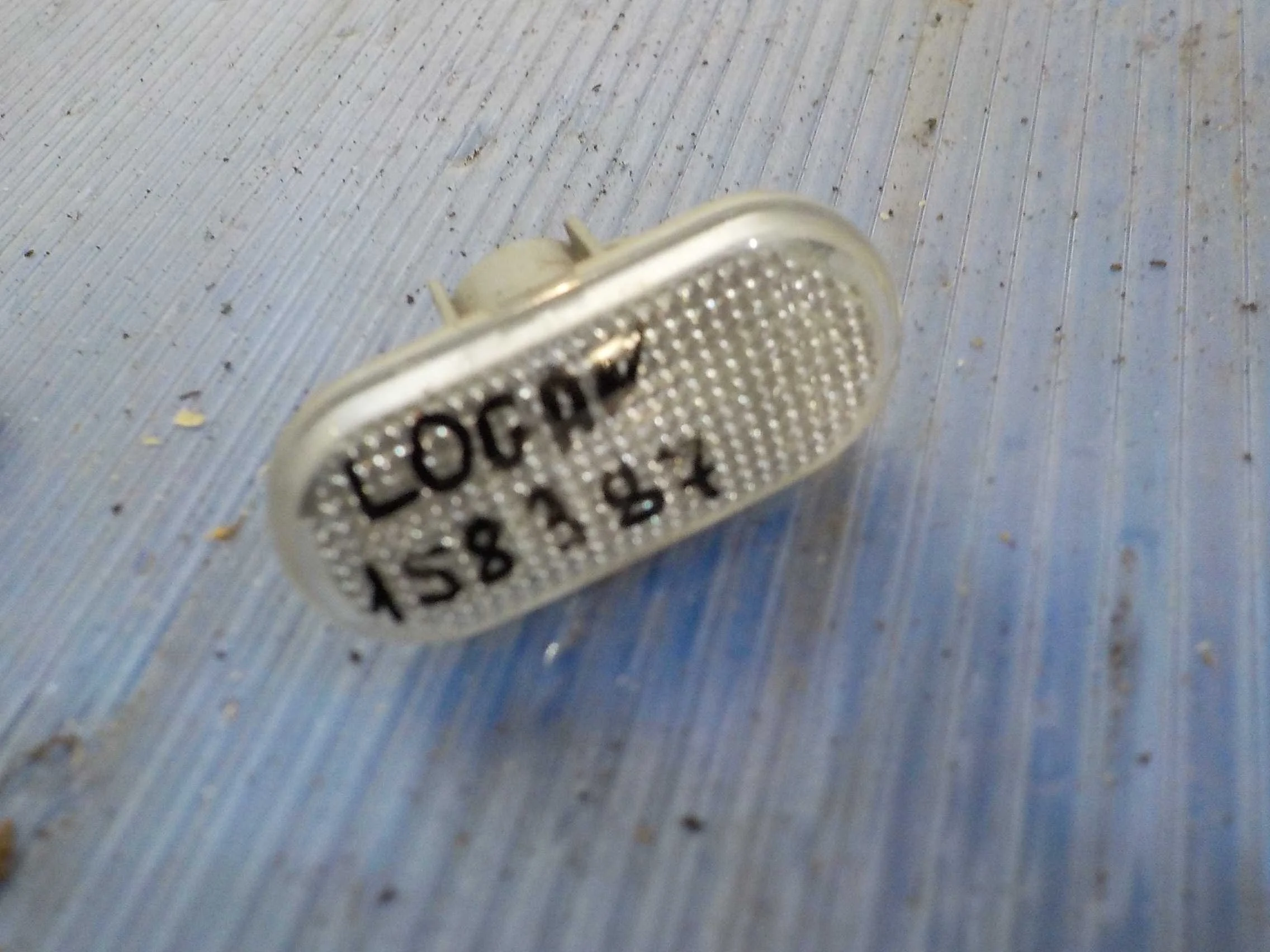 Повторитель в крыло Renault Logan I (2004—2009)