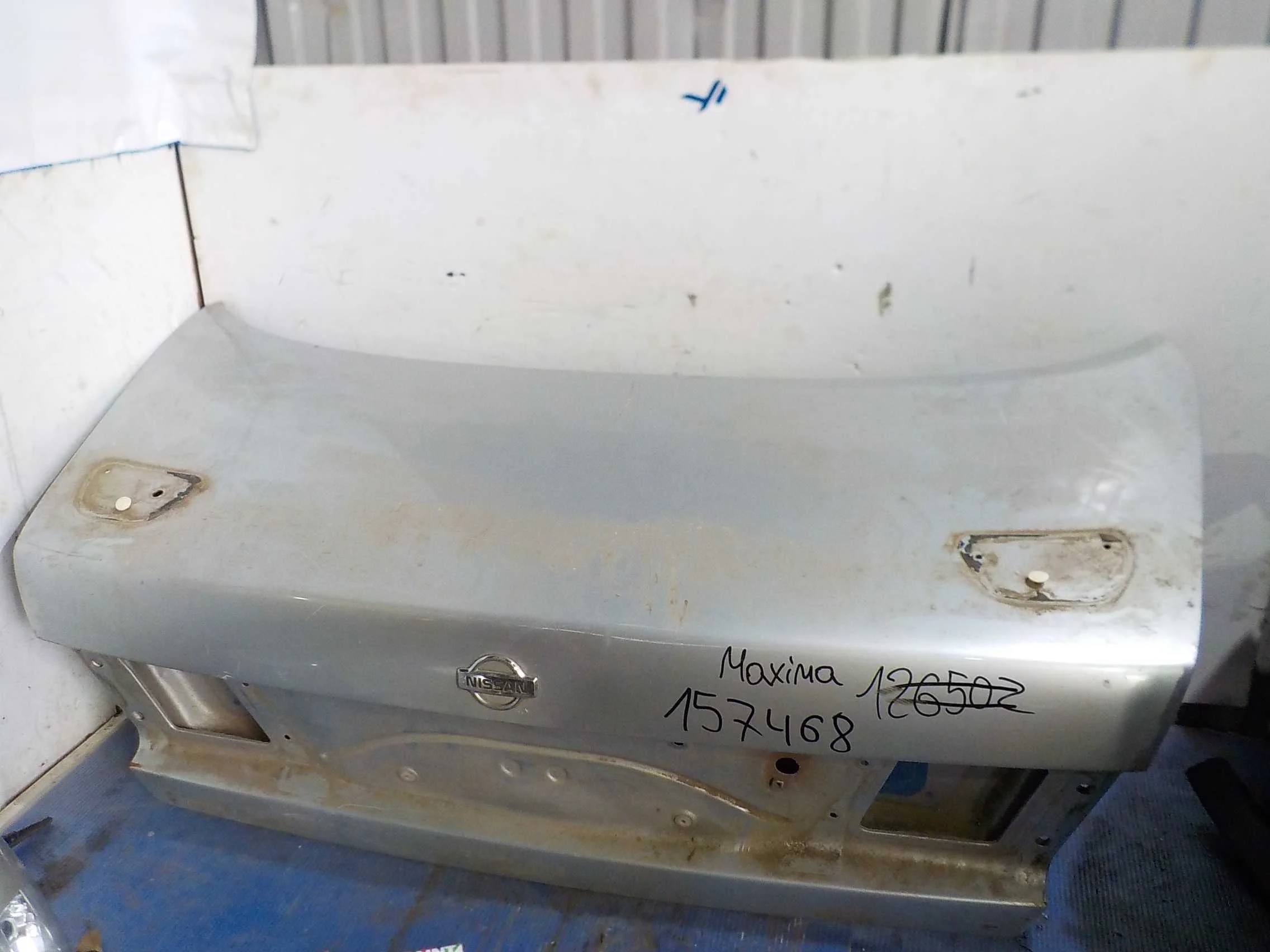 Крышка багажника Nissan Maxima A32 (1994—2000)