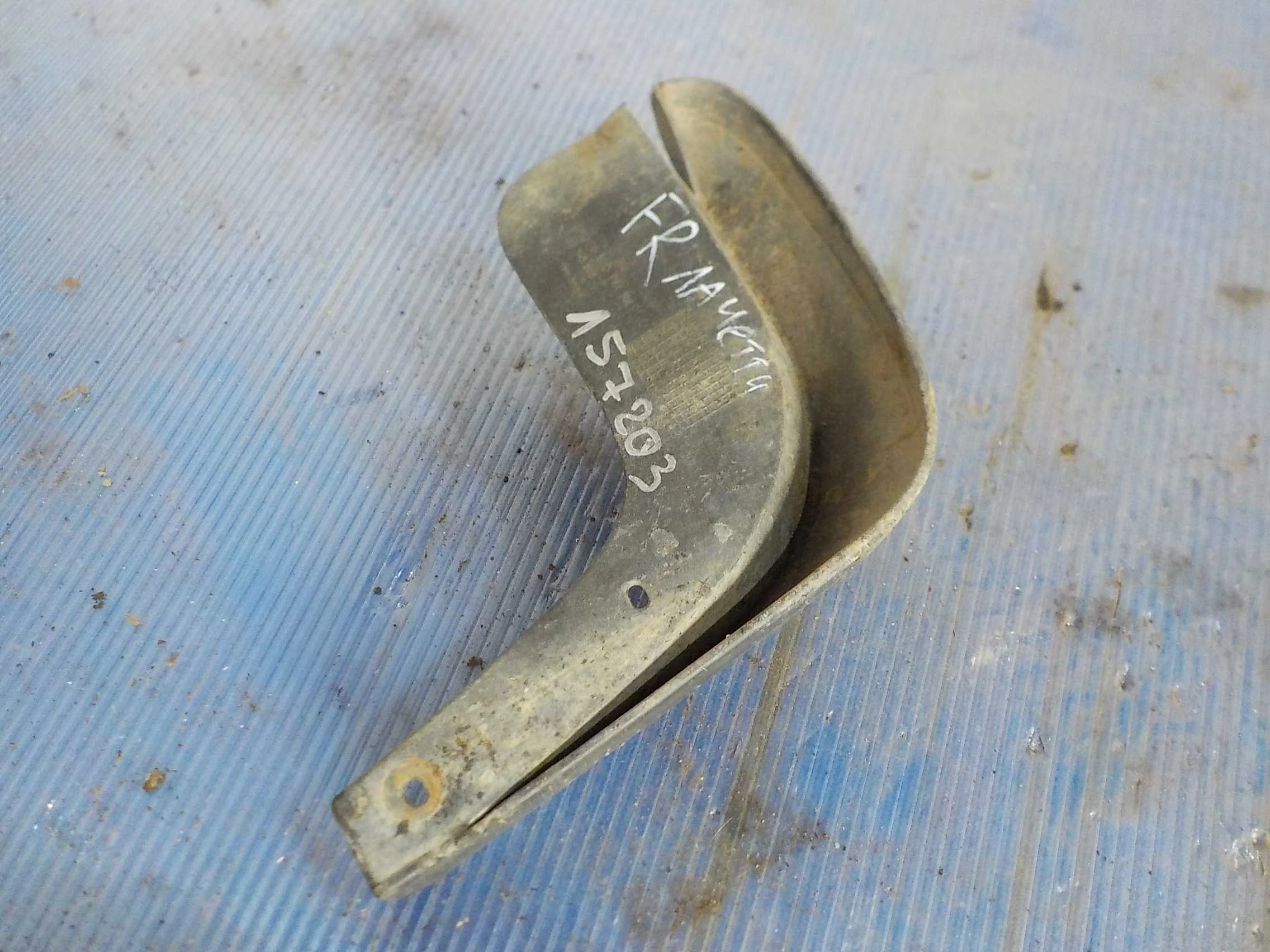 Брызговик Chevrolet Lacetti I (2004—2013)