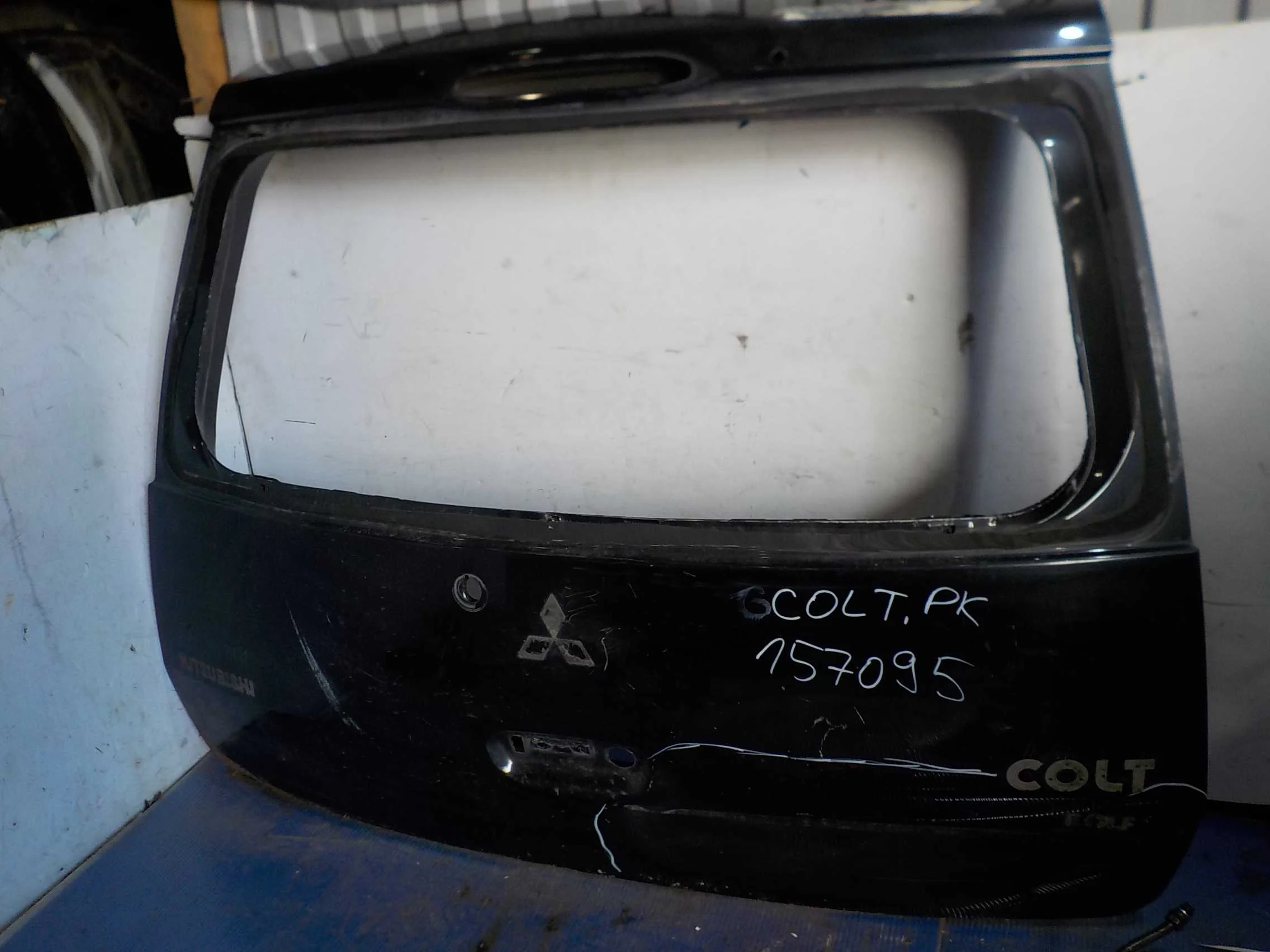 Крышка багажника Mitsubishi Colt Z30 (2002—2012)