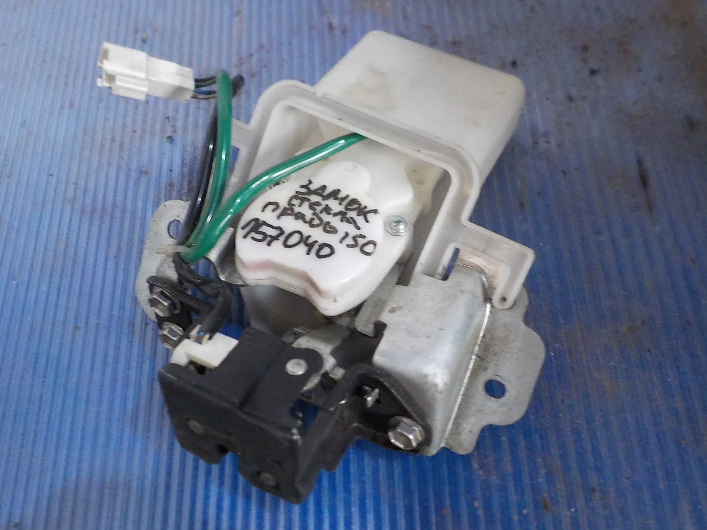 замок стекла Toyota Land Cruiser Prado 150 рестайлинг 2 (2017—2025)