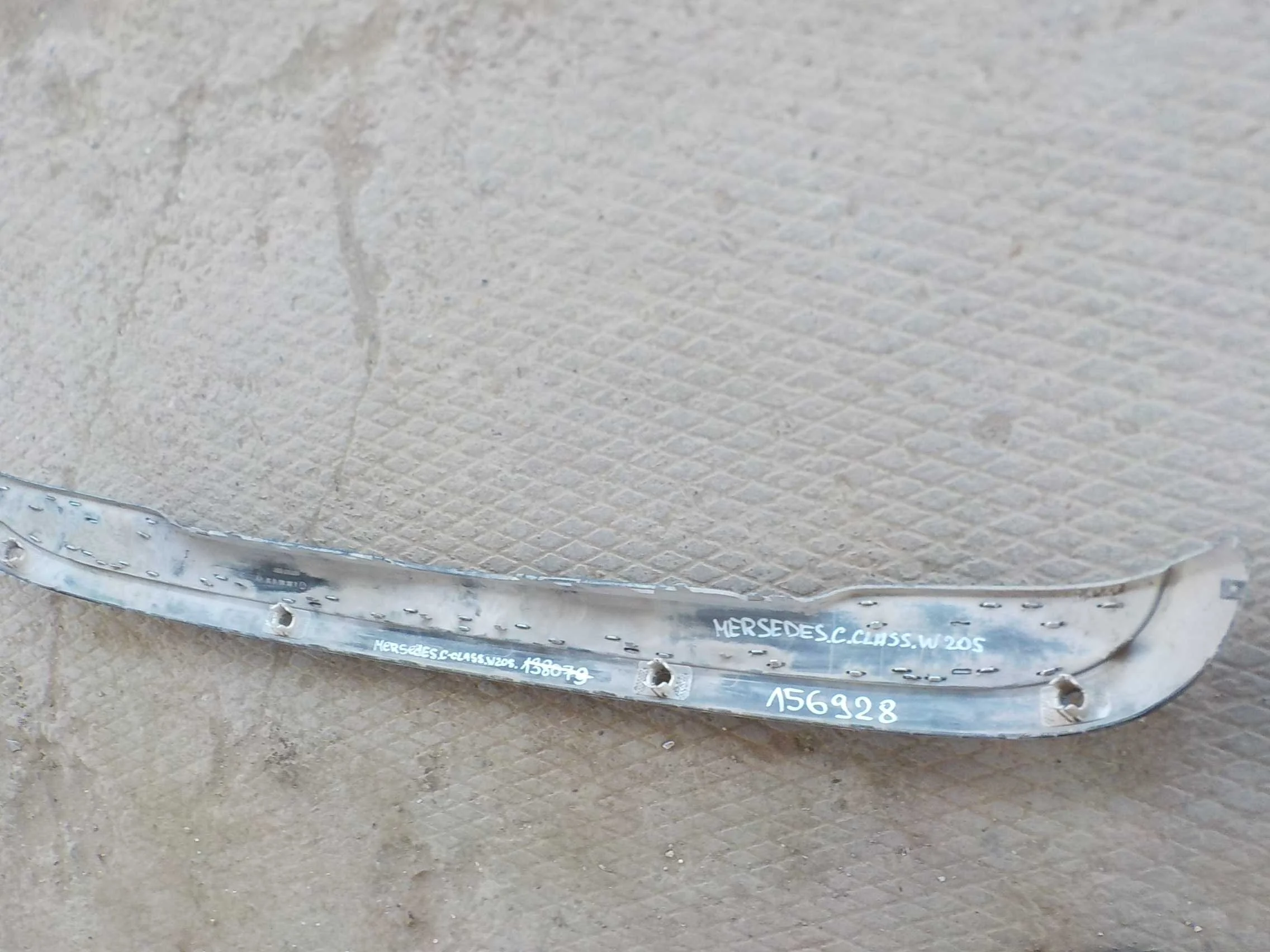 накладка на бампер Mercedes-Benz C-класс W205/S205/C205/A205 (2014—2018) Зад