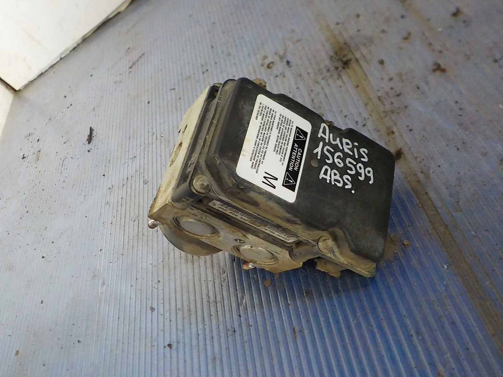 Блок управления ABS Toyota Auris E150 (2006—2010)