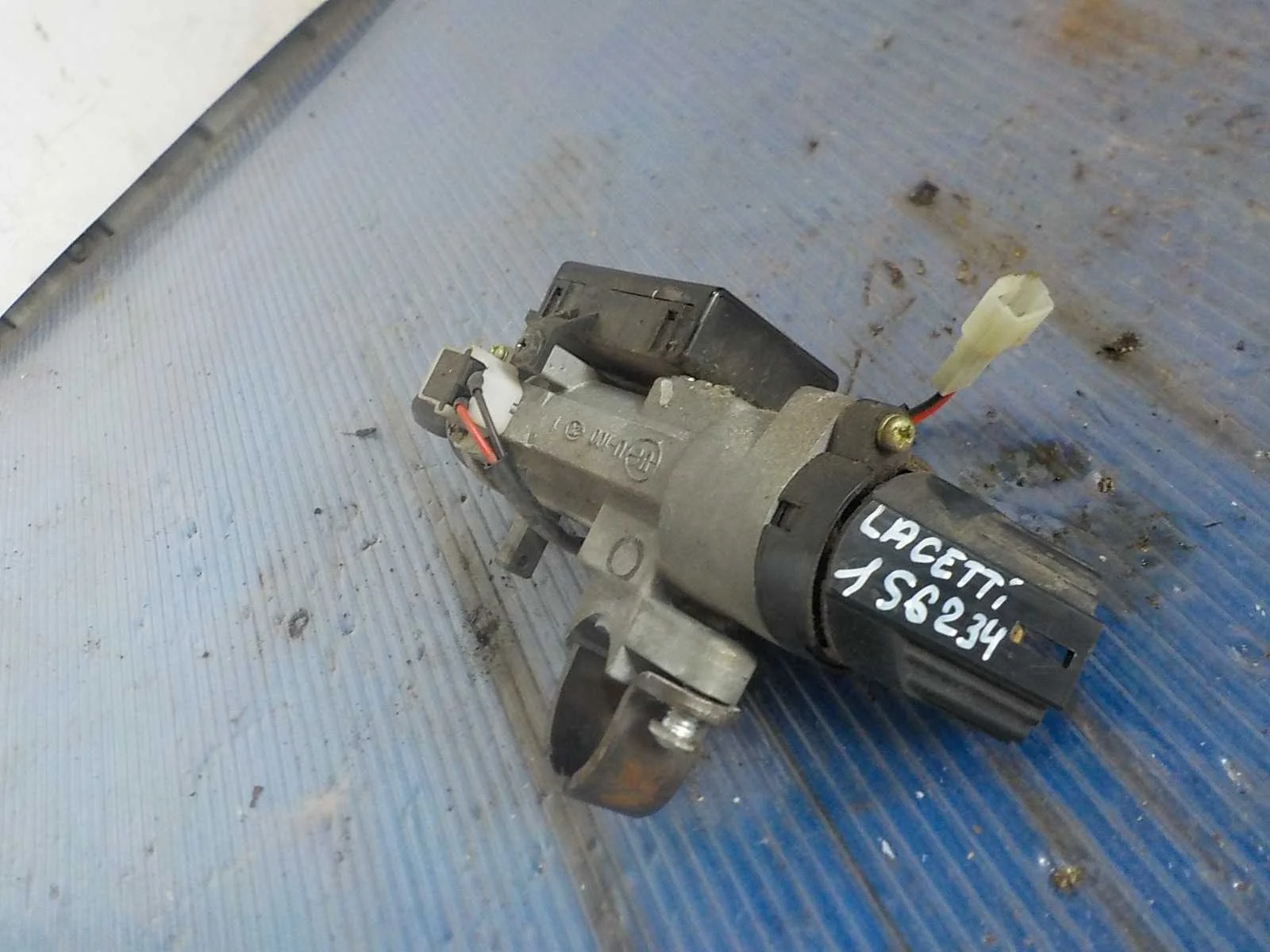 Замок зажигания Chevrolet Aveo I (2003—2008)