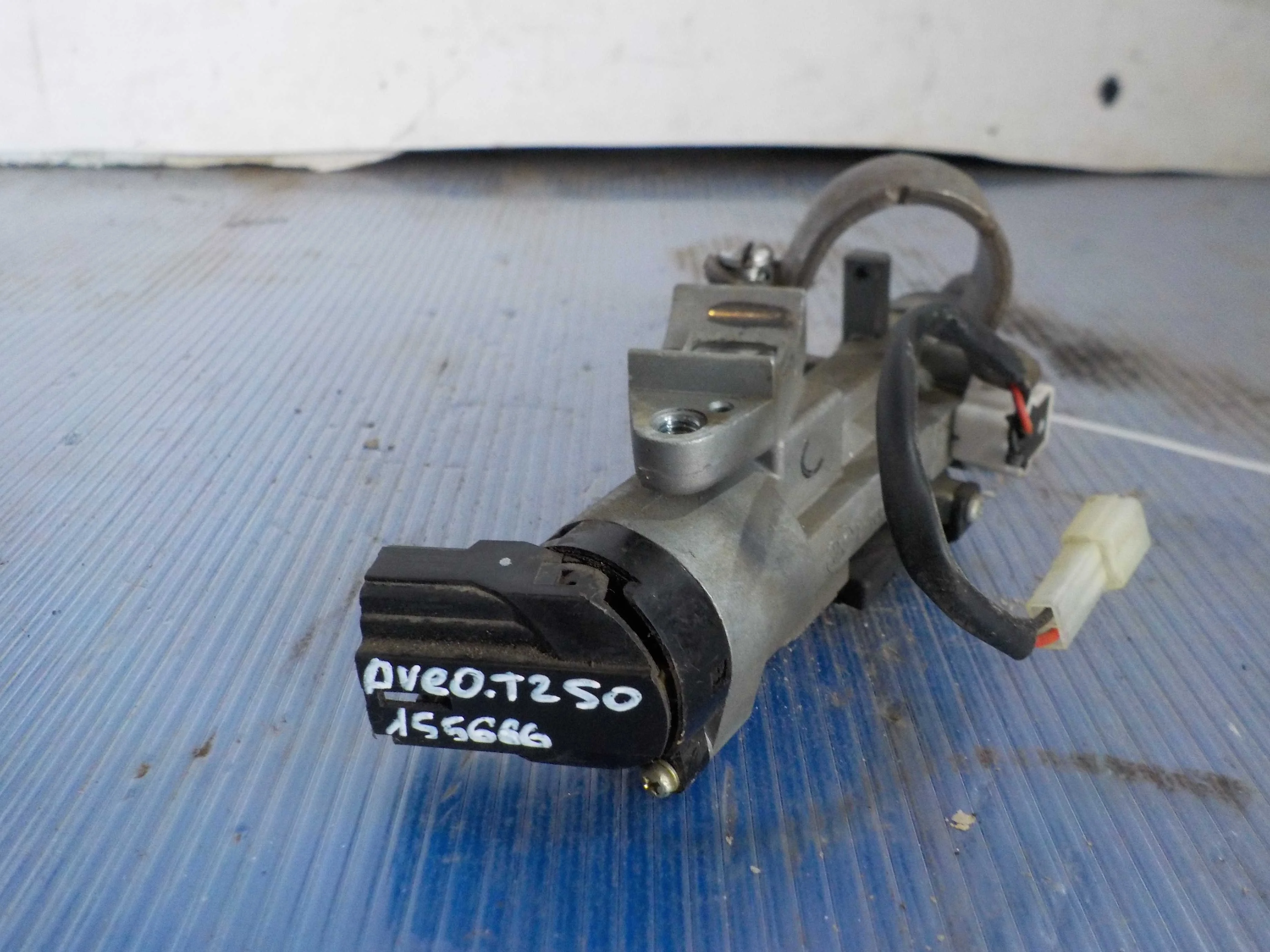 Замок зажигания Chevrolet Aveo I (2003—2008)